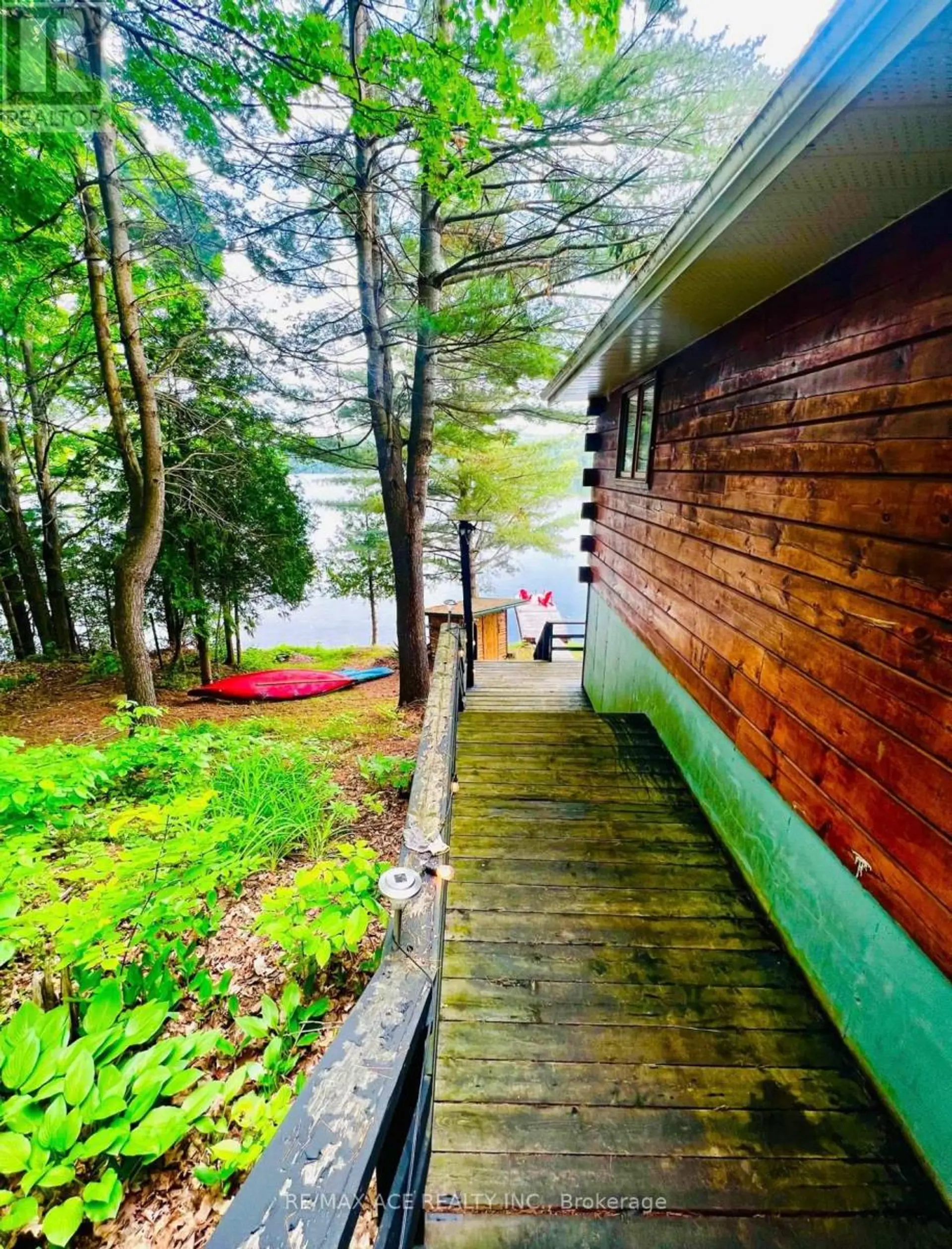 253 FARADALE DRIVE - Image 14