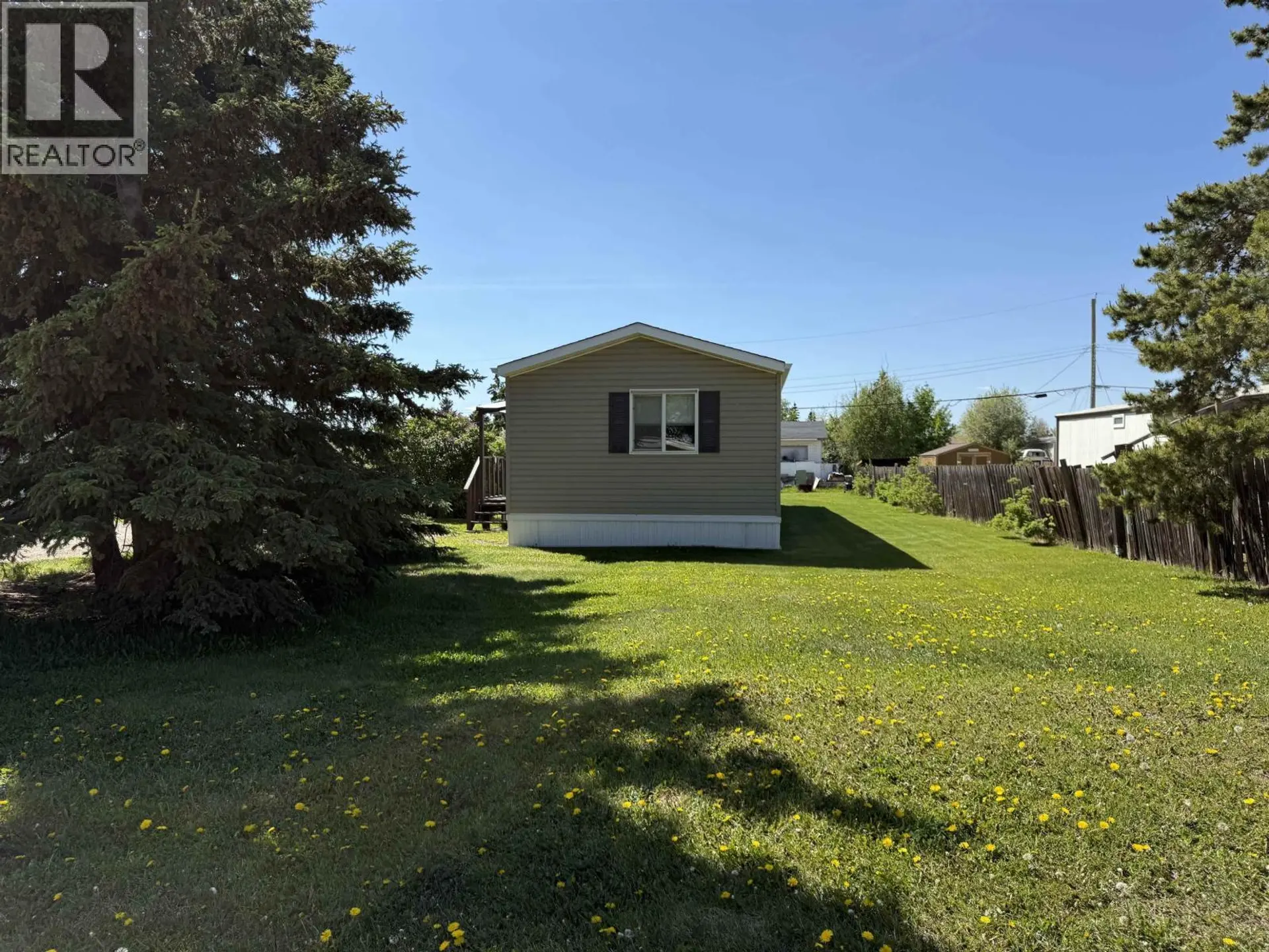 8920 75 STREET - Image 1