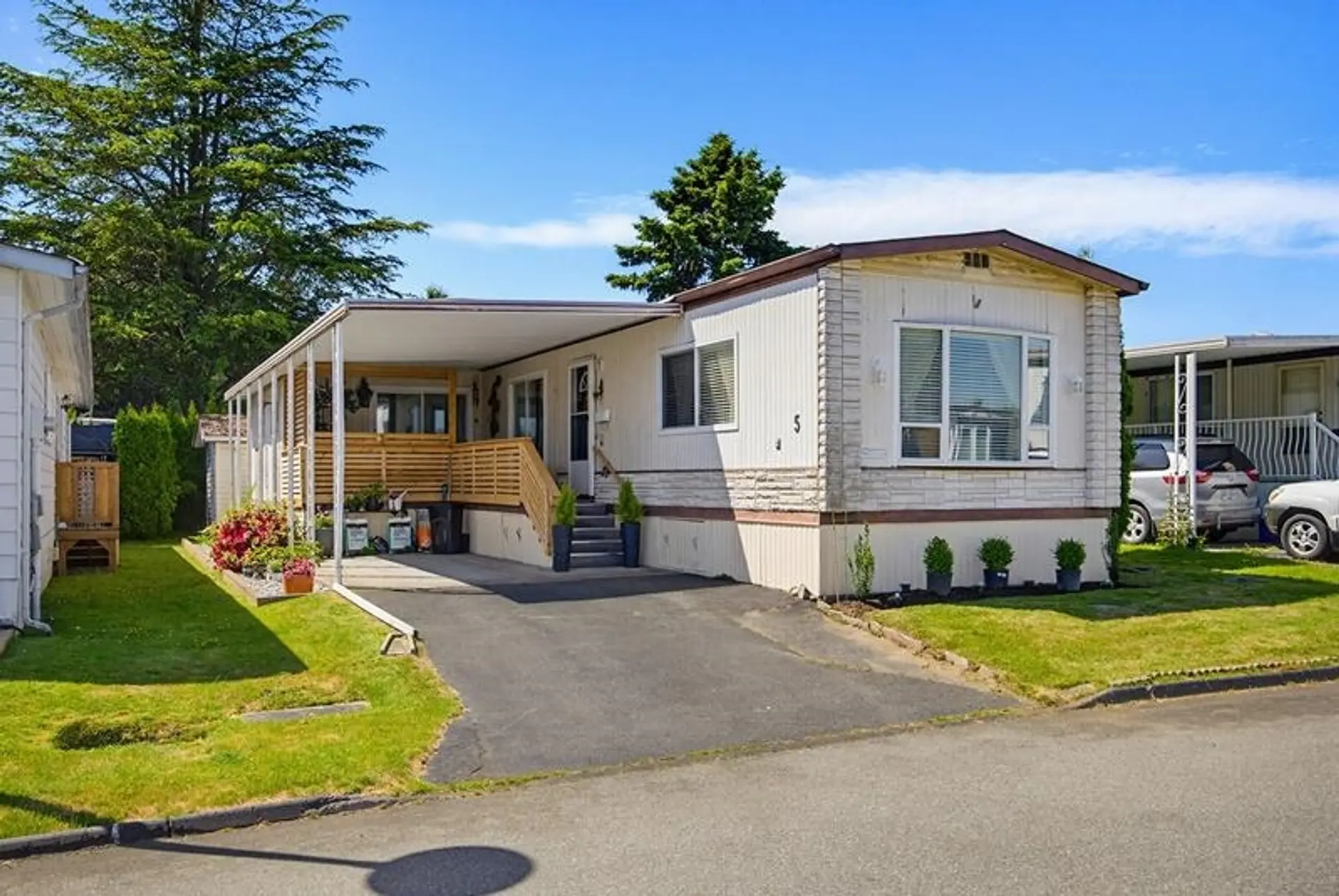 Property at #5 15875 20 Avenue, Surrey, BC