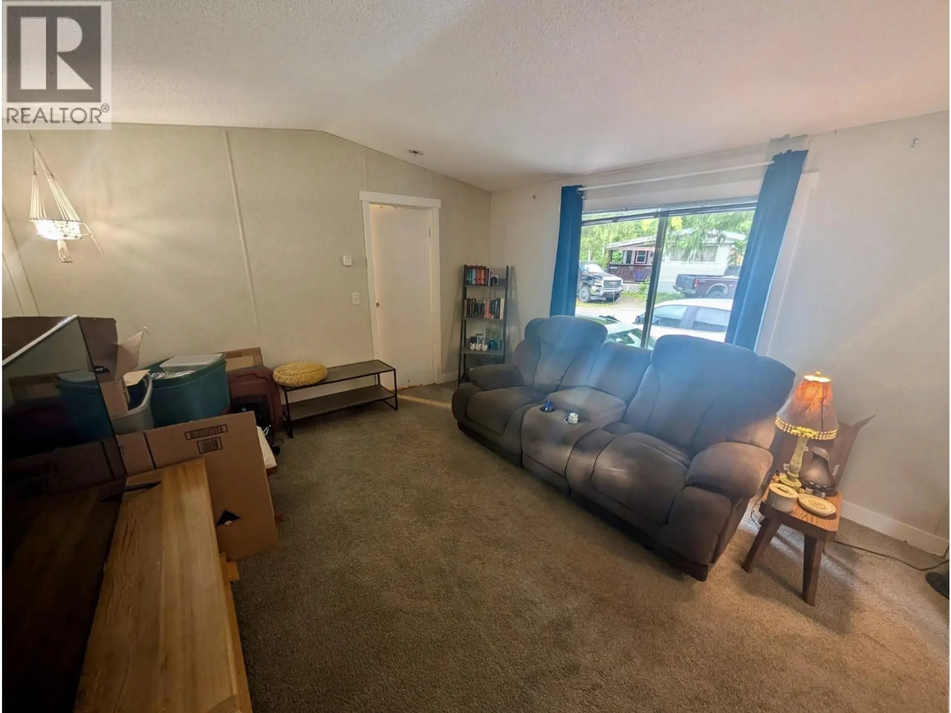 #32 4619 LOWRIE AVENUE - Image 8