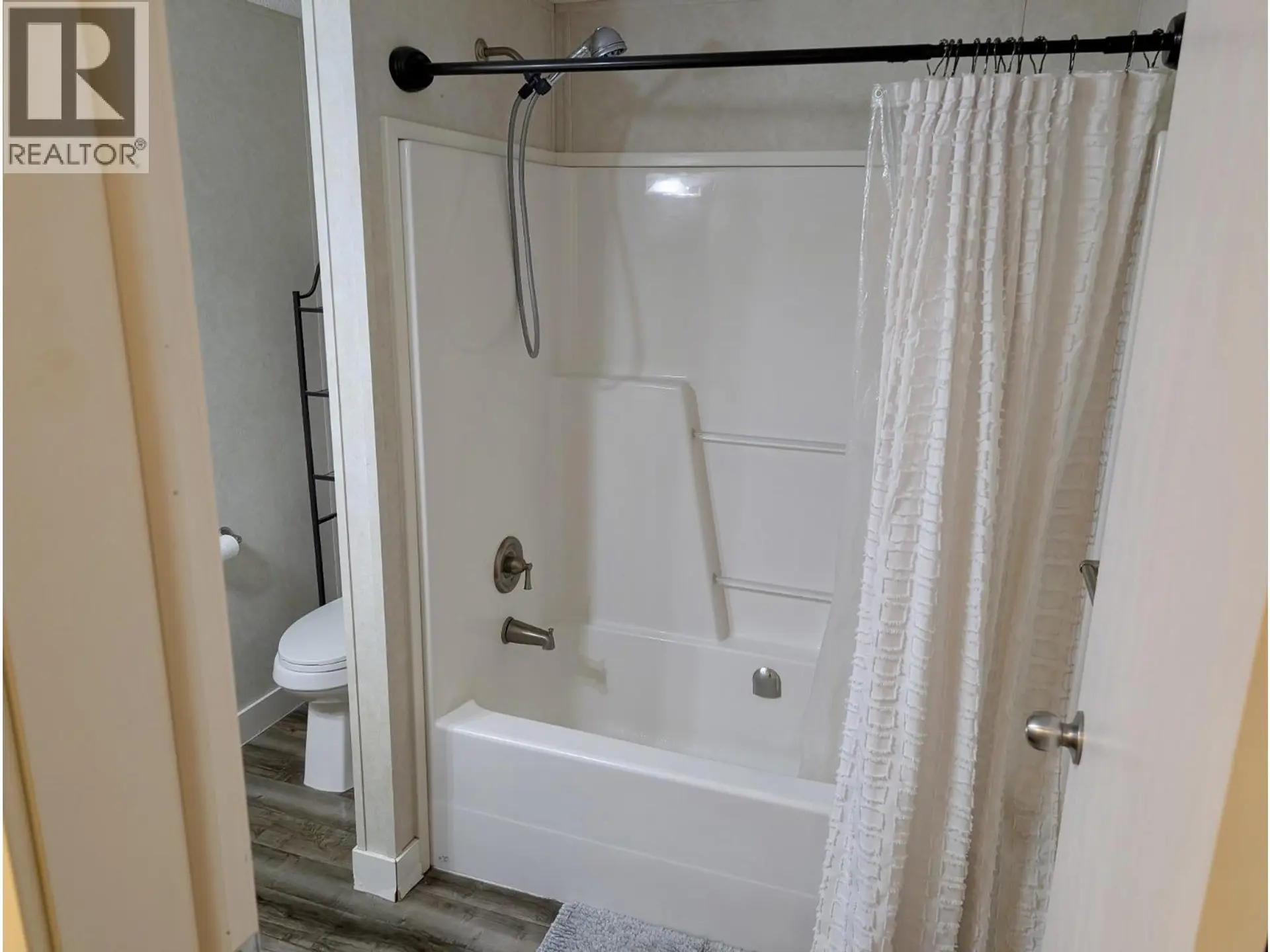 #32 4619 LOWRIE AVENUE - Image 10