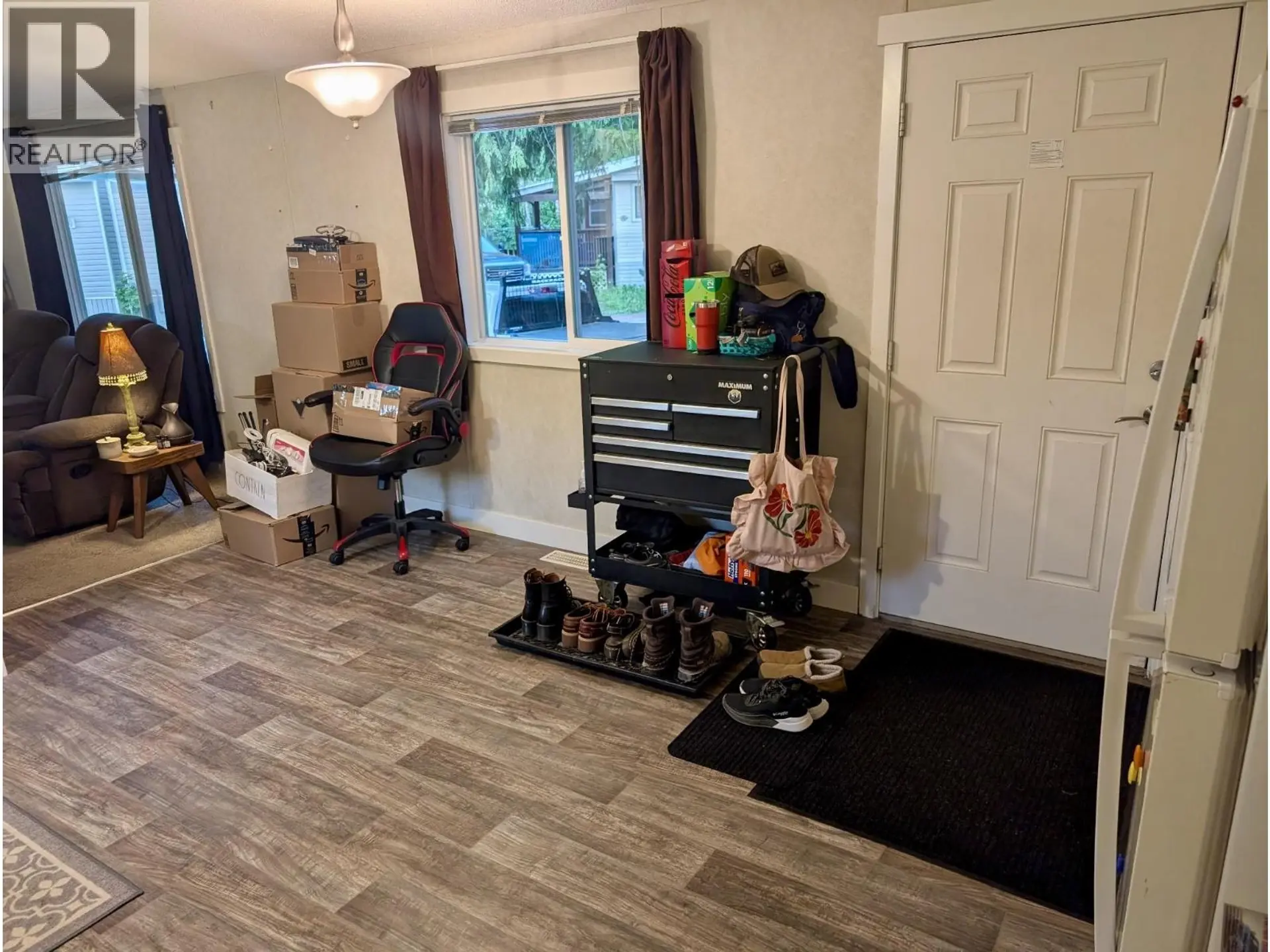 #32 4619 LOWRIE AVENUE - Image 6