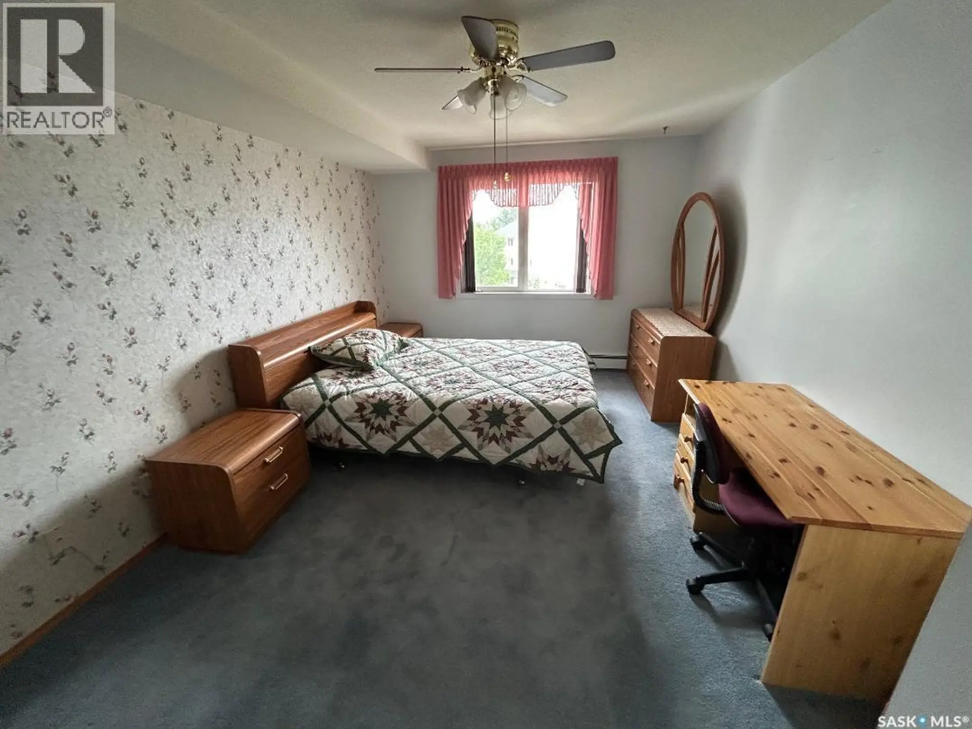 #305 303 Pinehouse DRIVE - Image 11