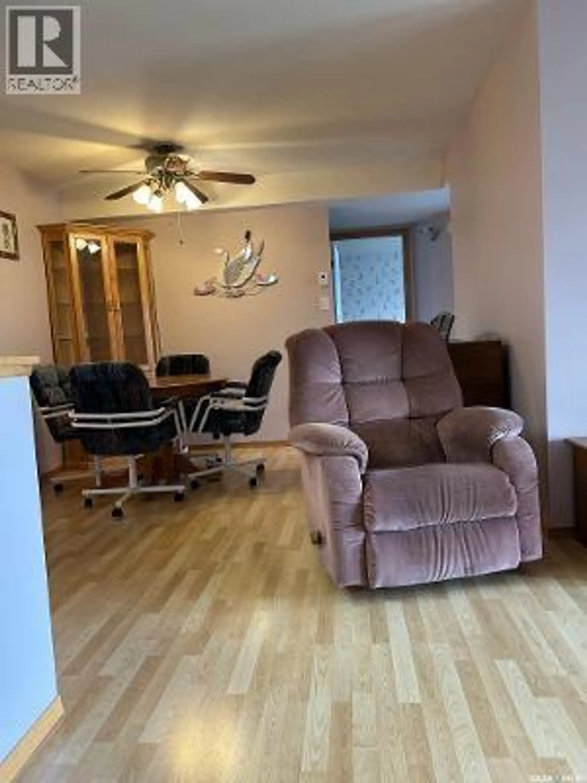 #305 303 Pinehouse DRIVE - Image 6