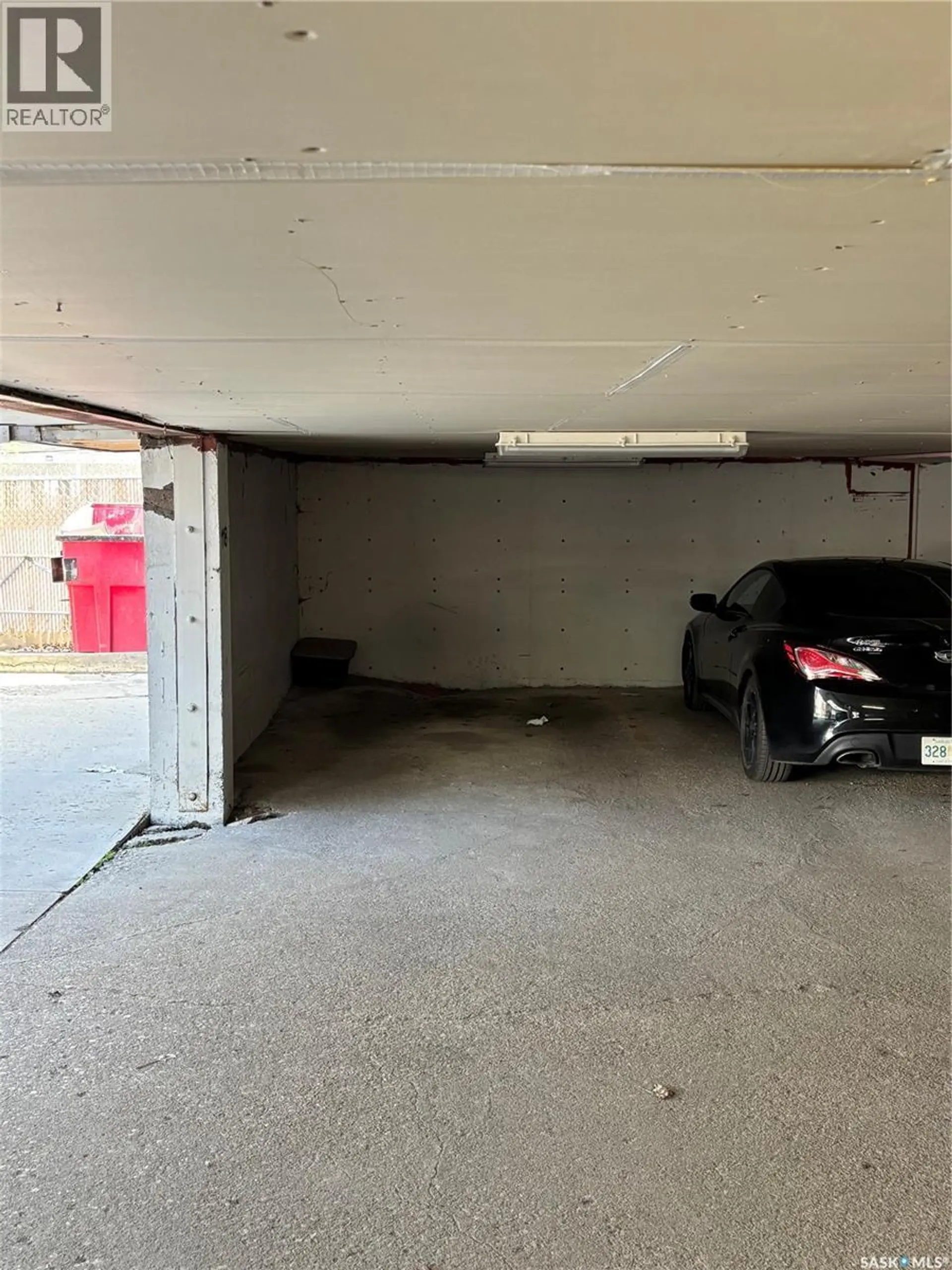 #118 2315 McIntyre STREET - Image 19