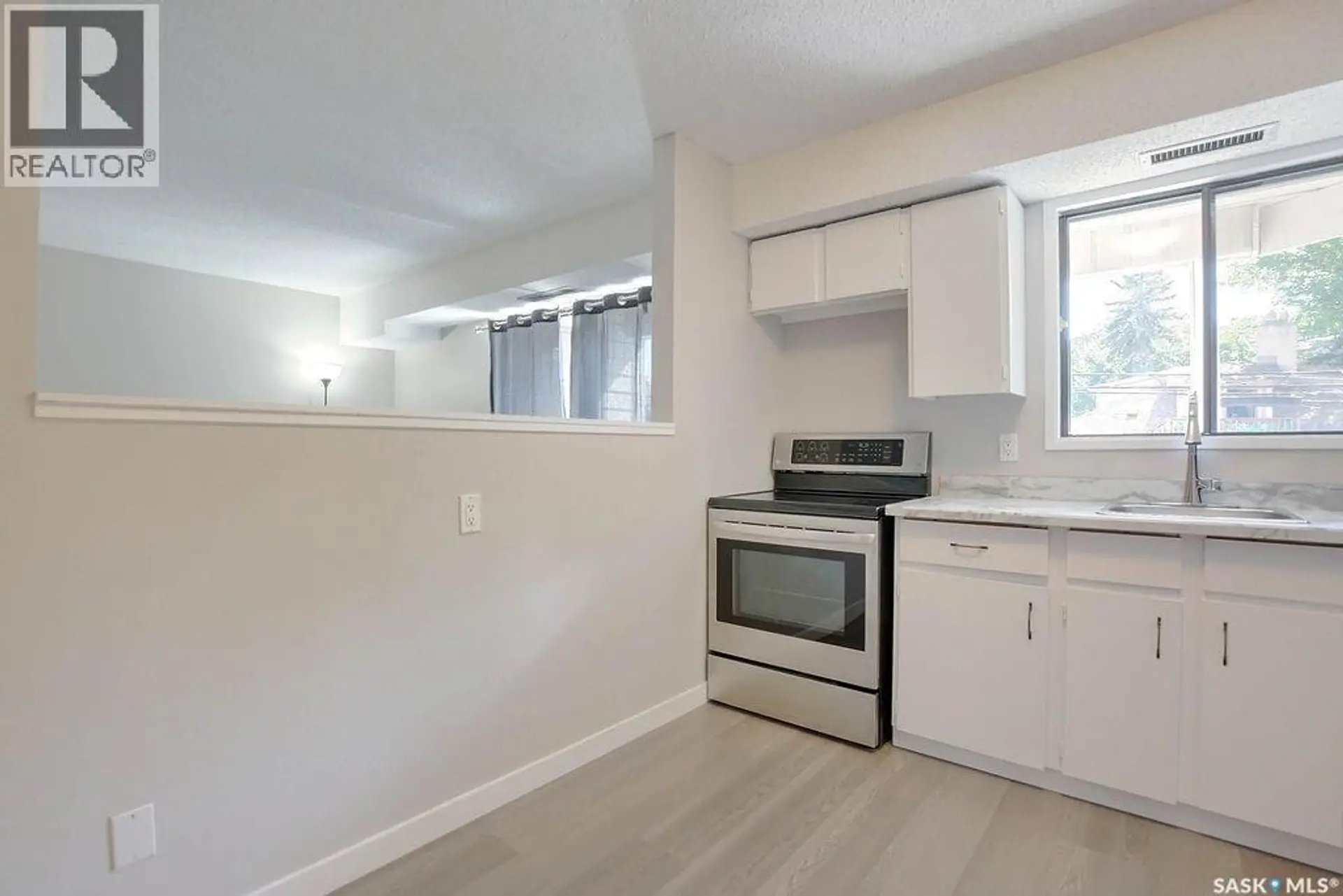 #118 2315 McIntyre STREET - Image 5