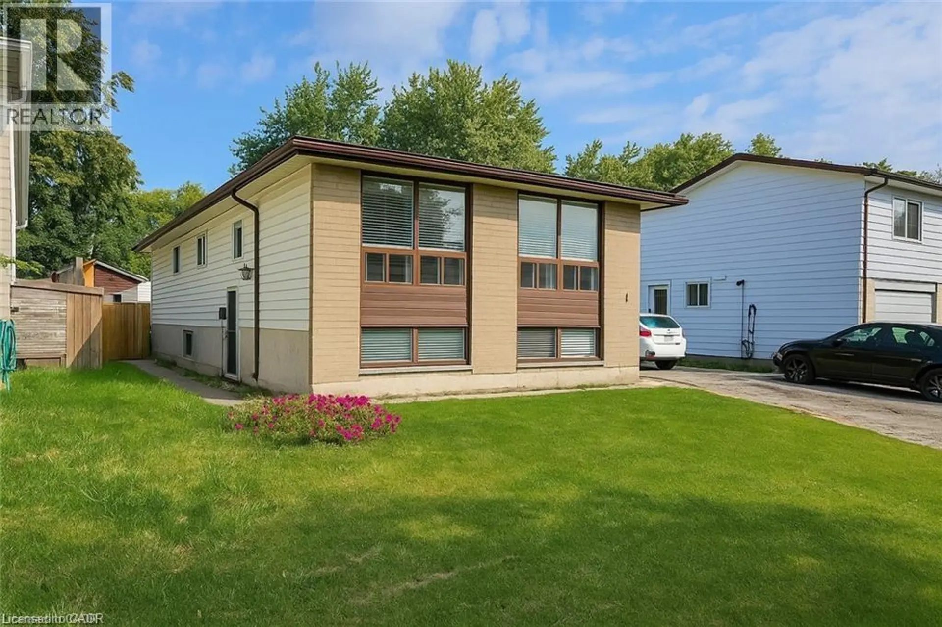 Property at 16 GARROW Drive, Hamilton, ON