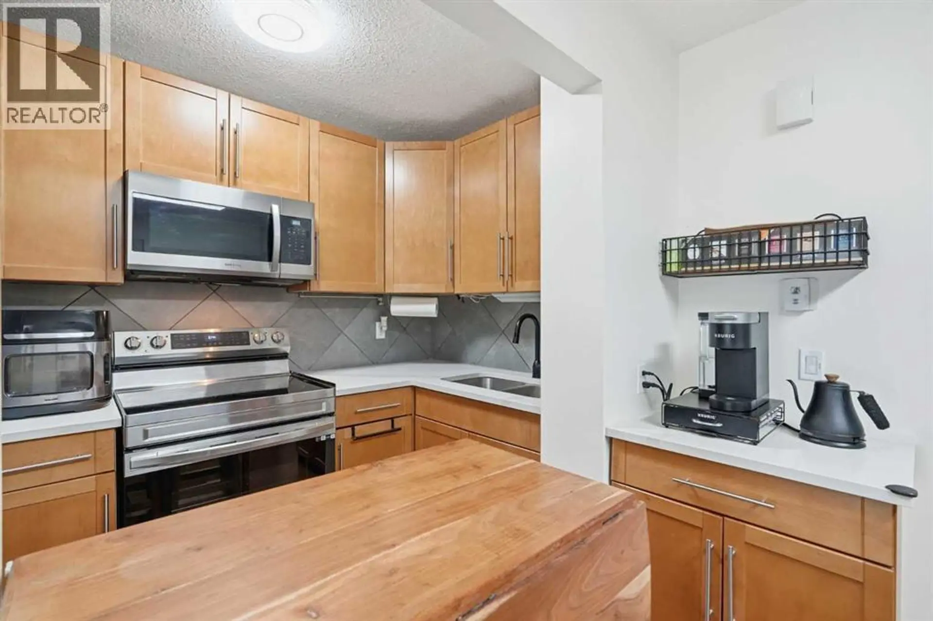 #411 3500 Varsity Drive NW - Image 6