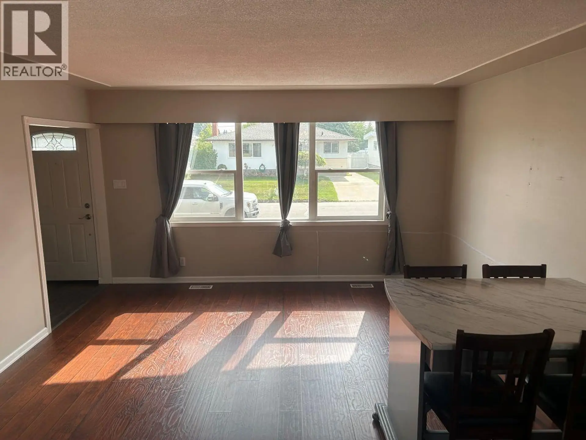 373 NICHOLSON STREET - Image 4