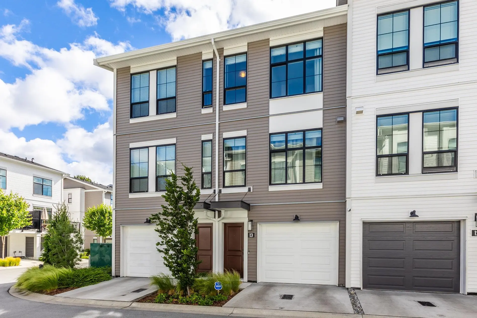 Property at #13 2774 Montrose Avenue, Abbotsford, BC