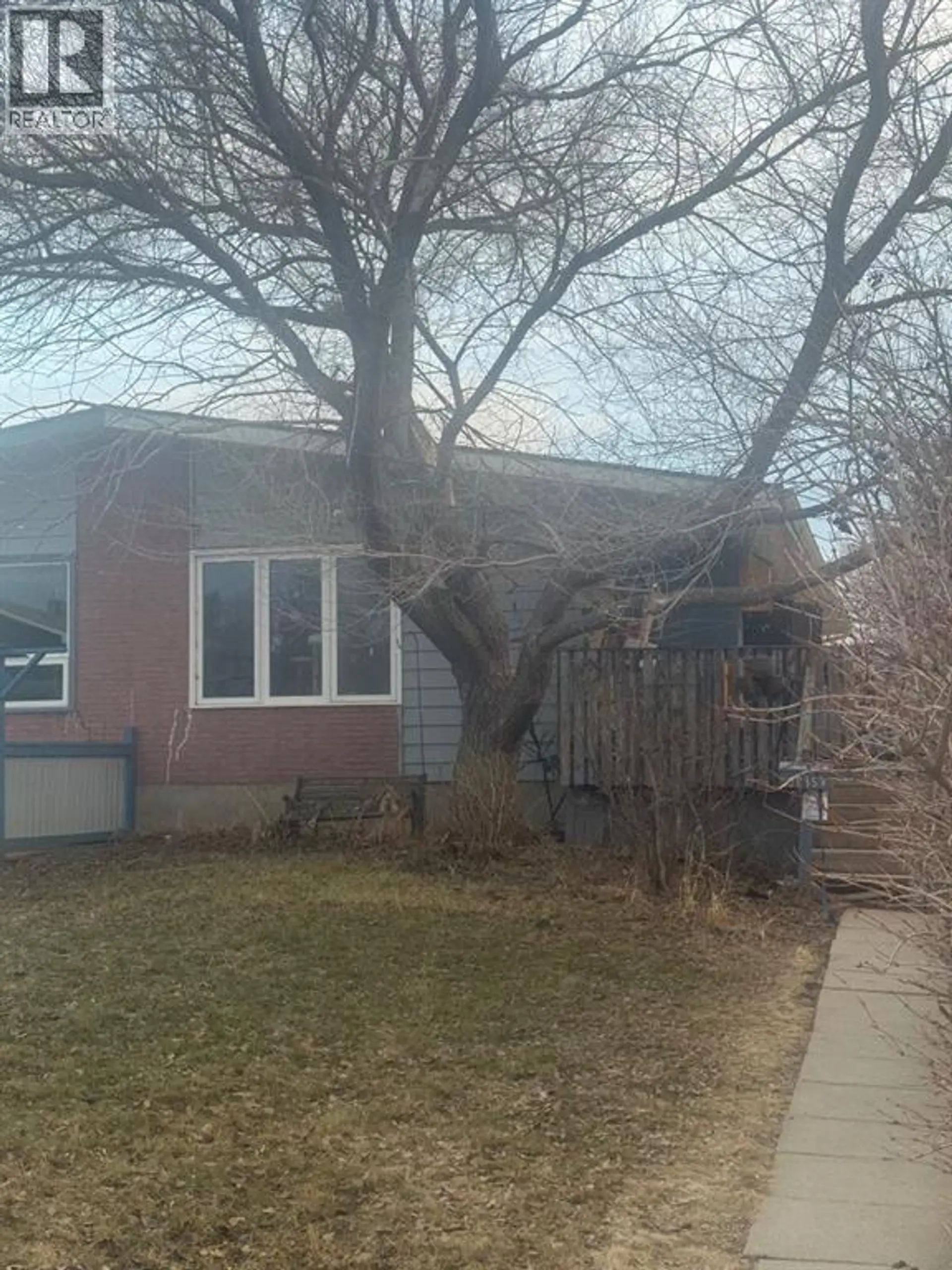 6035 59 Street - Image 3