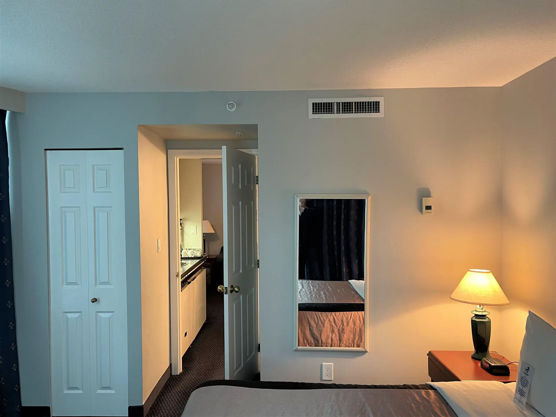 #512 838 Hamilton Street - Image 3