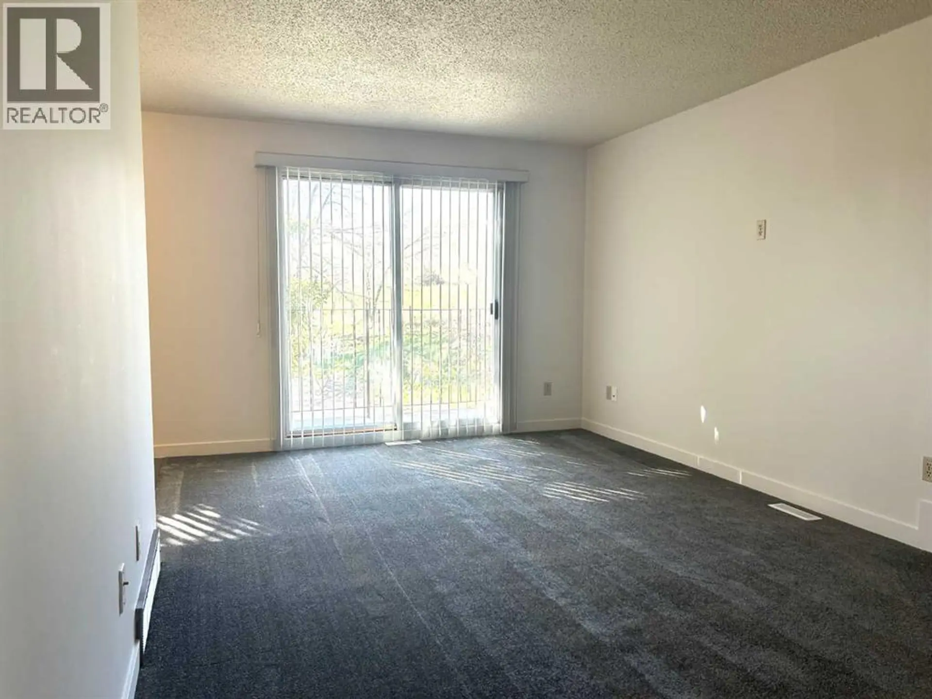 223 5 Street NW - Image 10