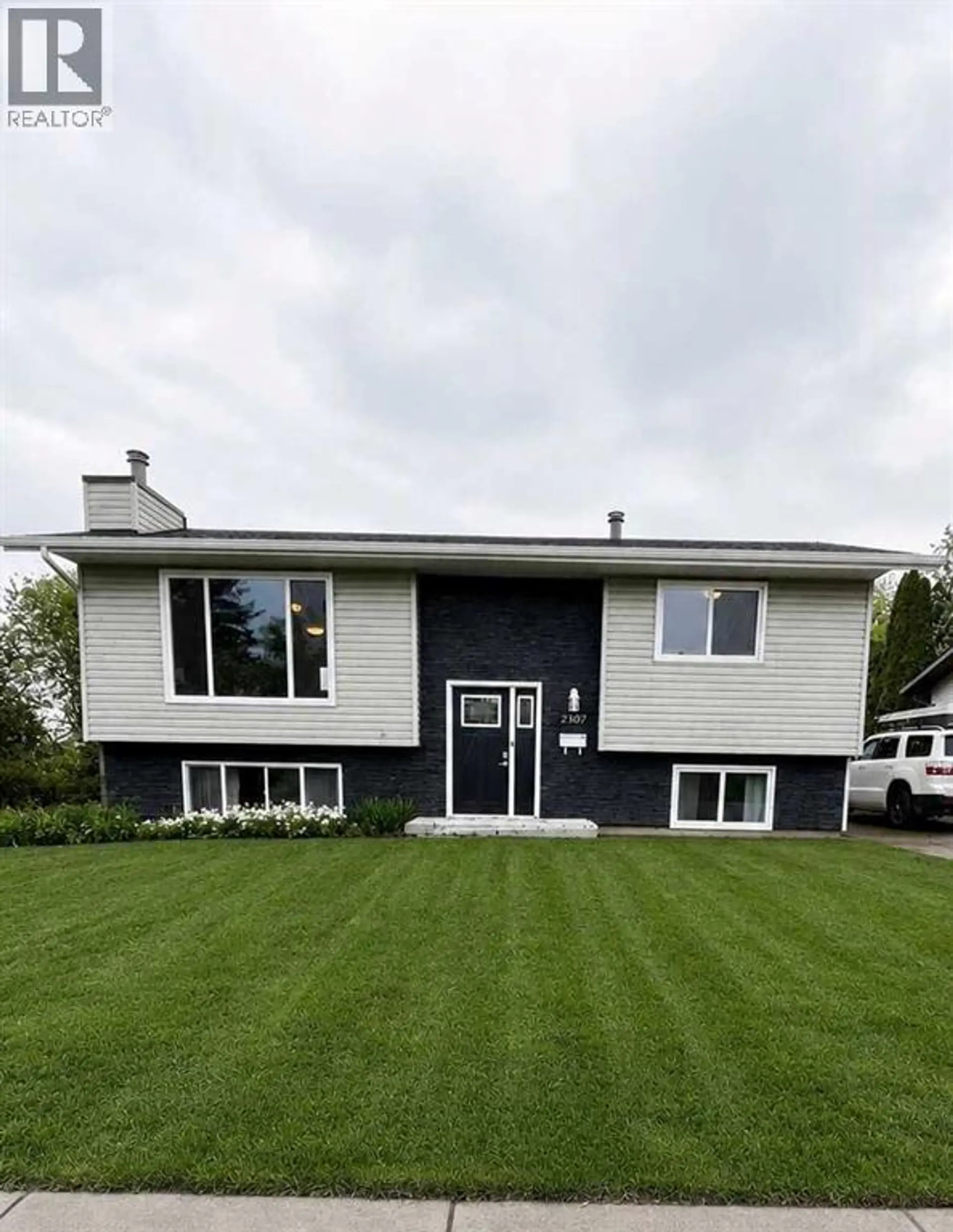 Property at 2307 47 Avenue, Lloydminster, SK