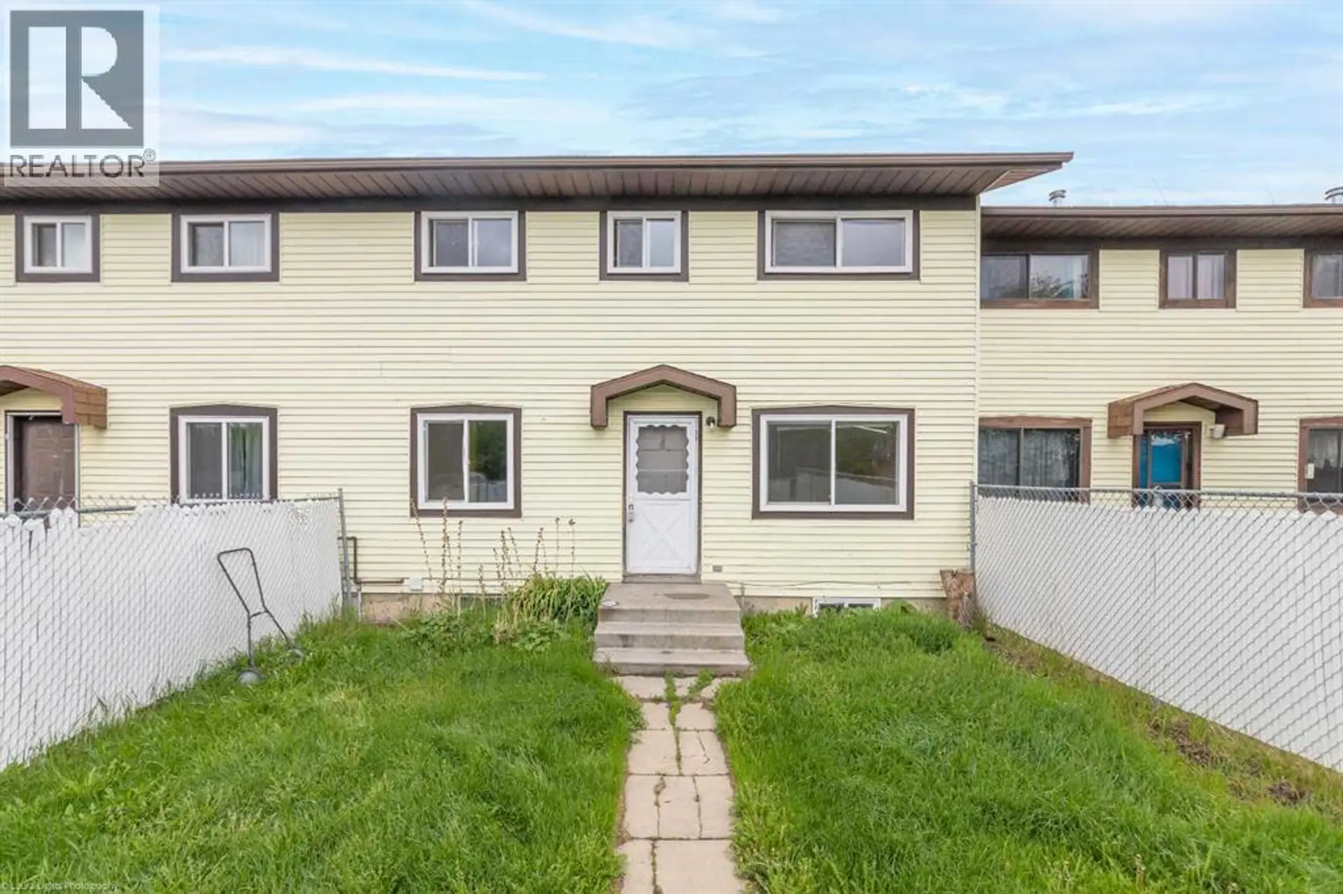 Property at #6, 17 3 Avenue SE, Marshall, SK