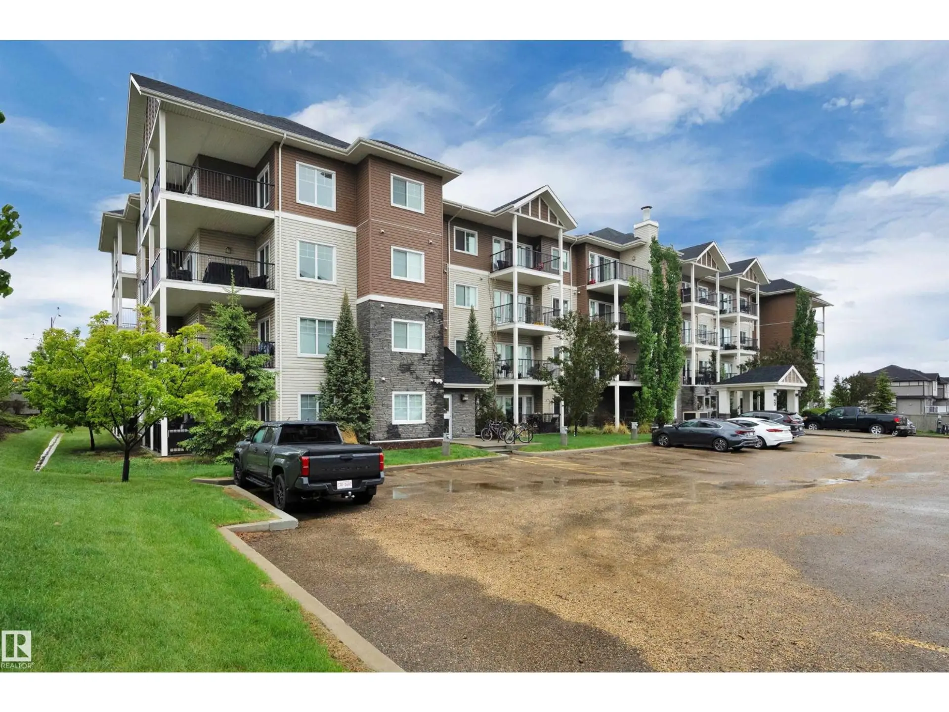 Property at #3303 6 AUGUSTINE CR, Sherwood Park, AB
