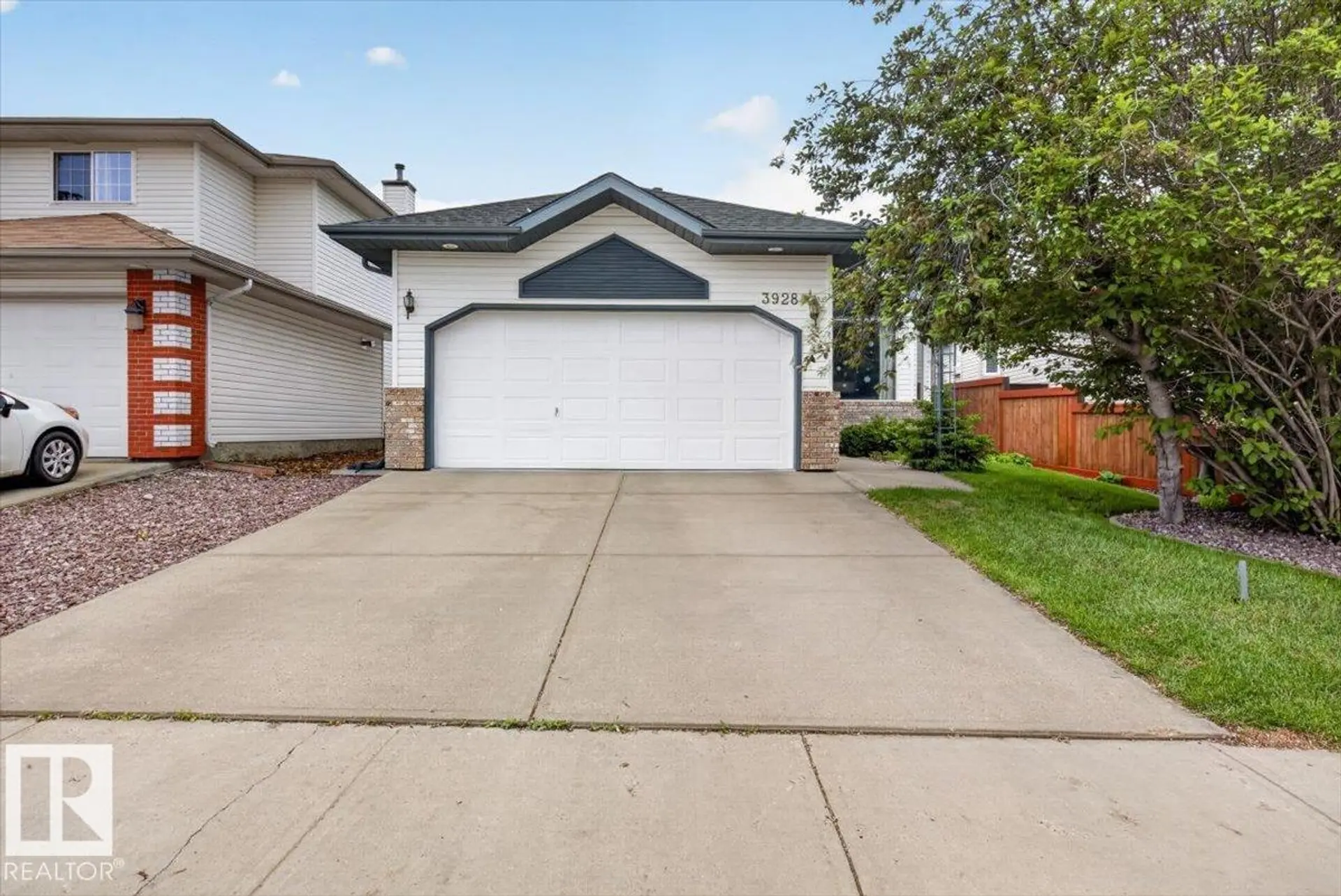 Property at 3928 30 ST NW, Edmonton, AB
