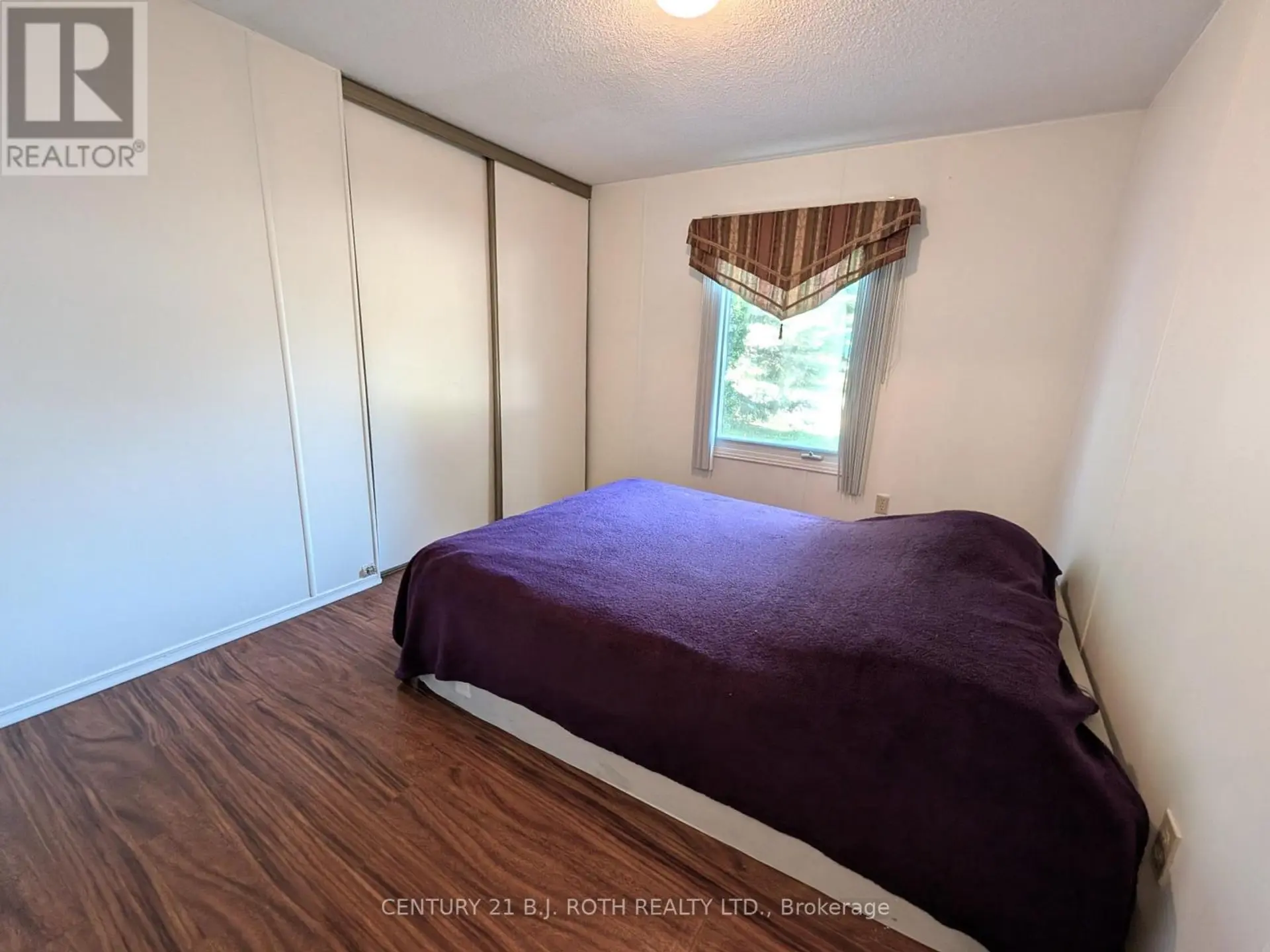 66 LINDEN LANE - Image 13