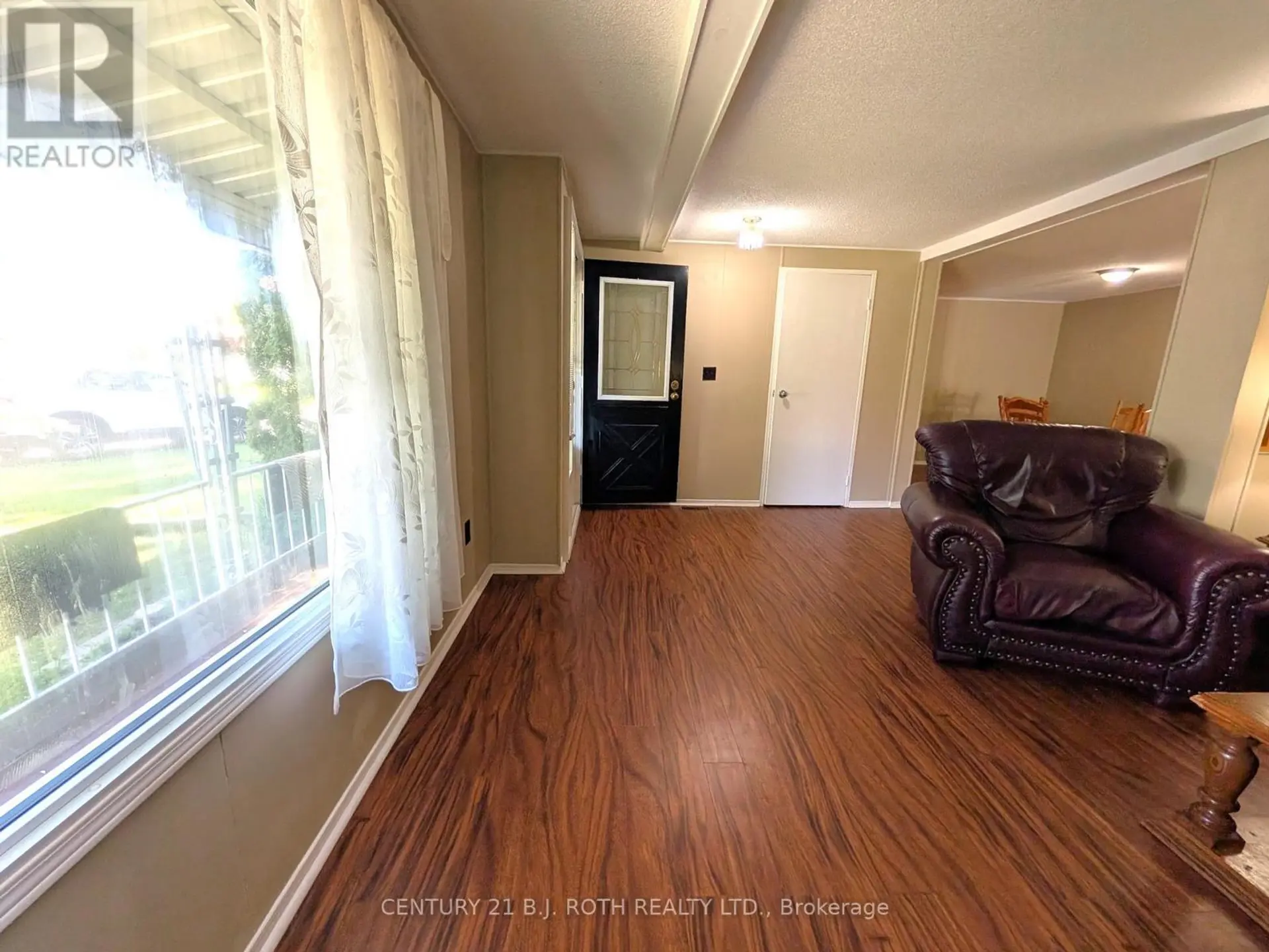 66 LINDEN LANE - Image 5