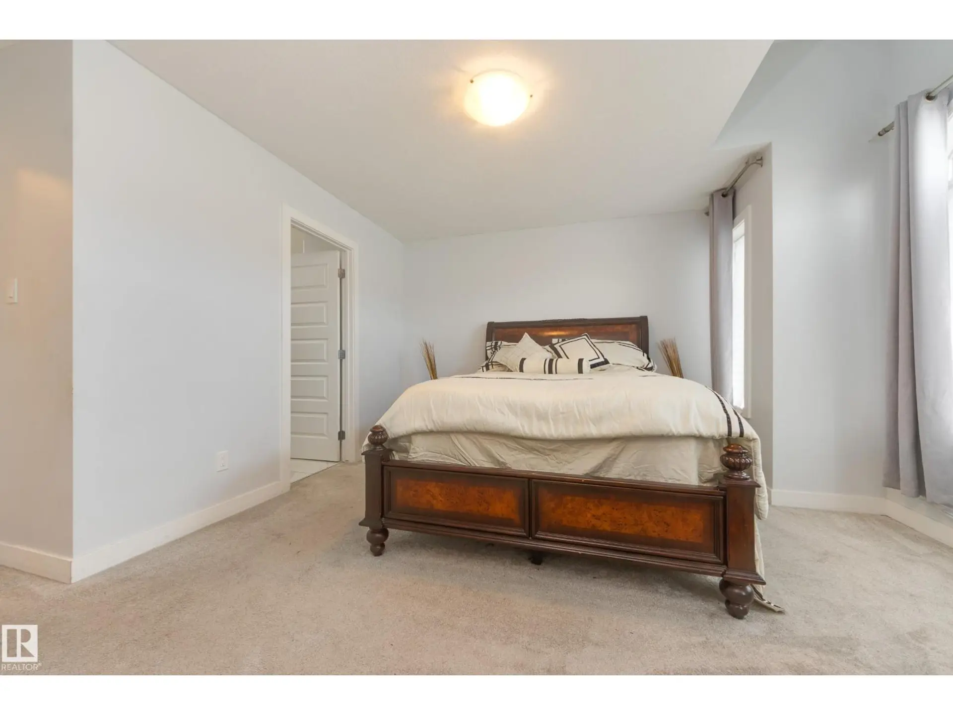 #66- 723 172 ST SW - Image 8