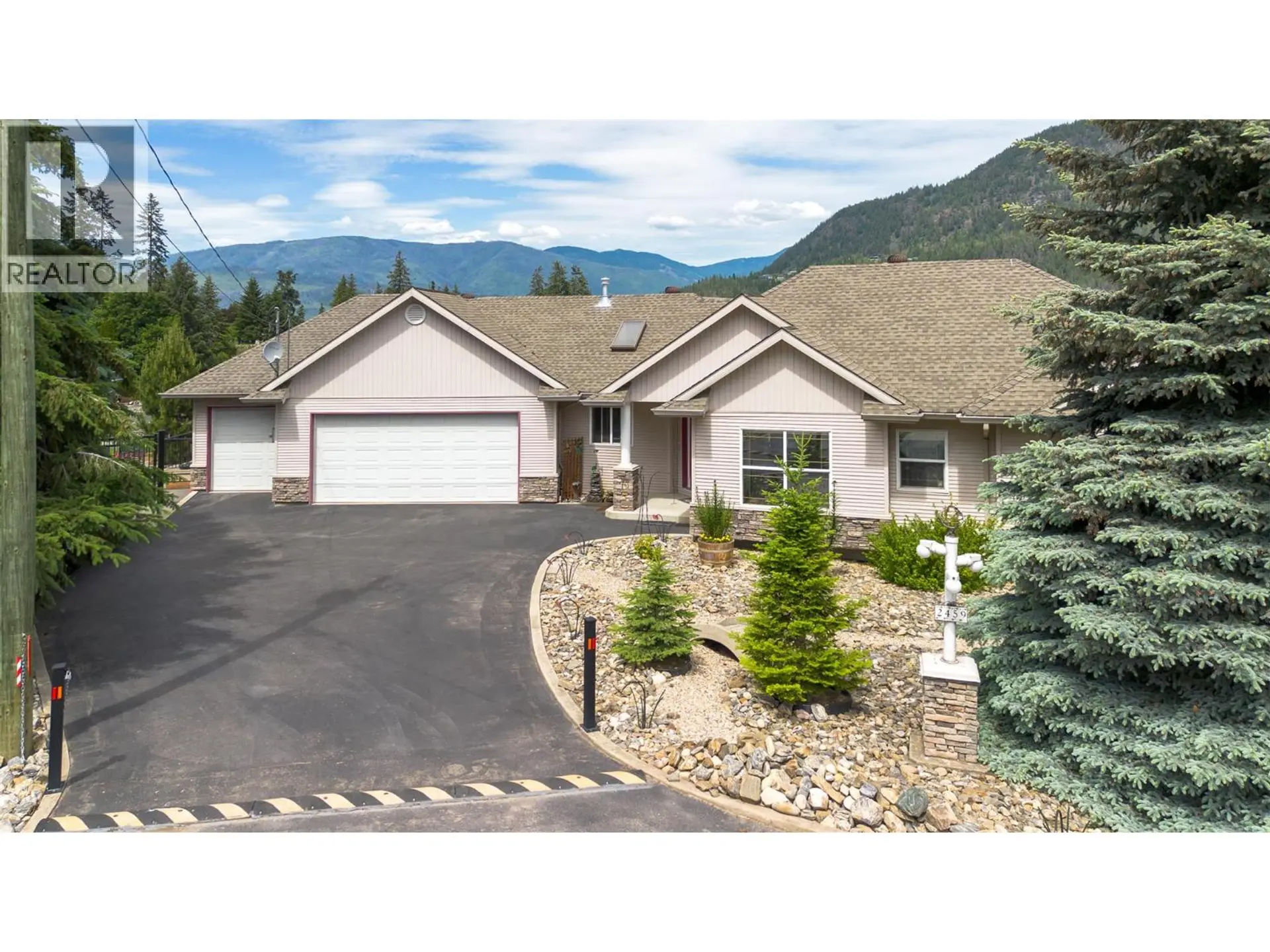 Property at 2459 Marine Place, Blind Bay, BC
