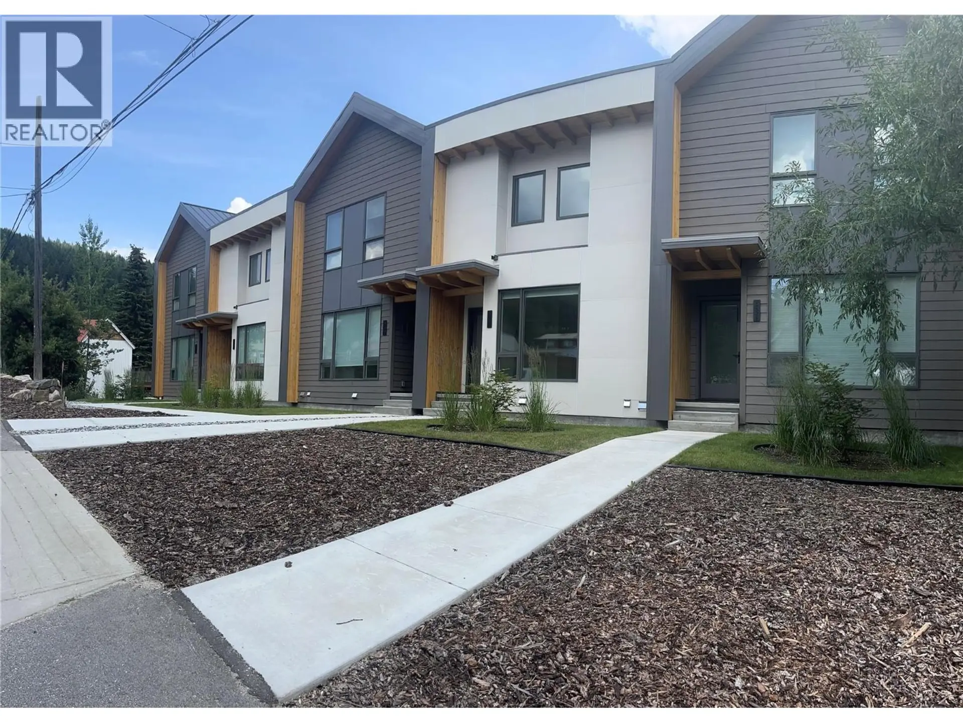 Property at #4 2452 WASHINGTON Street, Rossland, BC