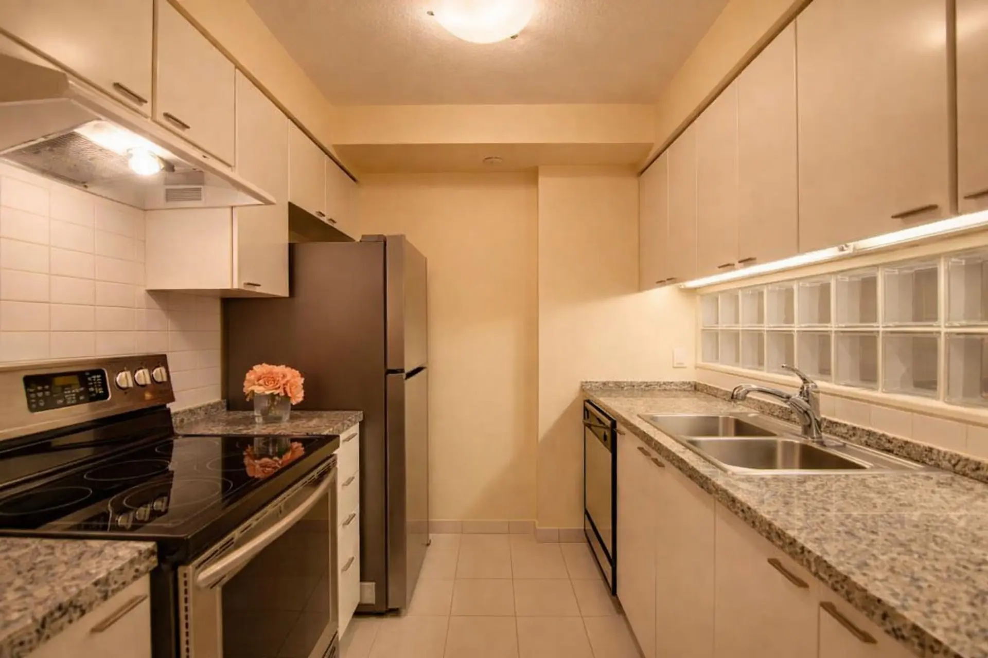 #1403 1288 Alberni Street - Image 9