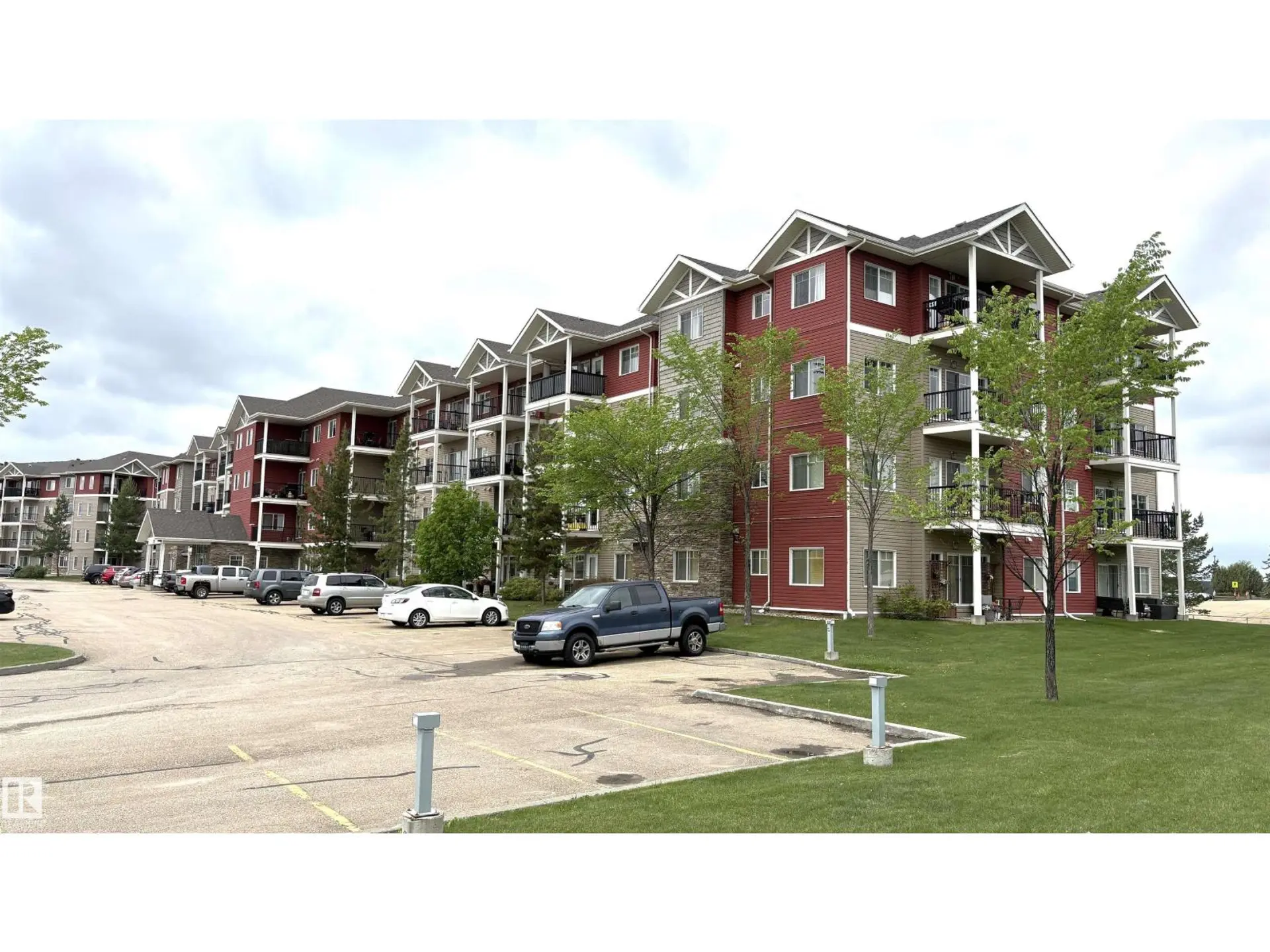 Property at #402 273 CHARLOTTE WY, Sherwood Park, AB