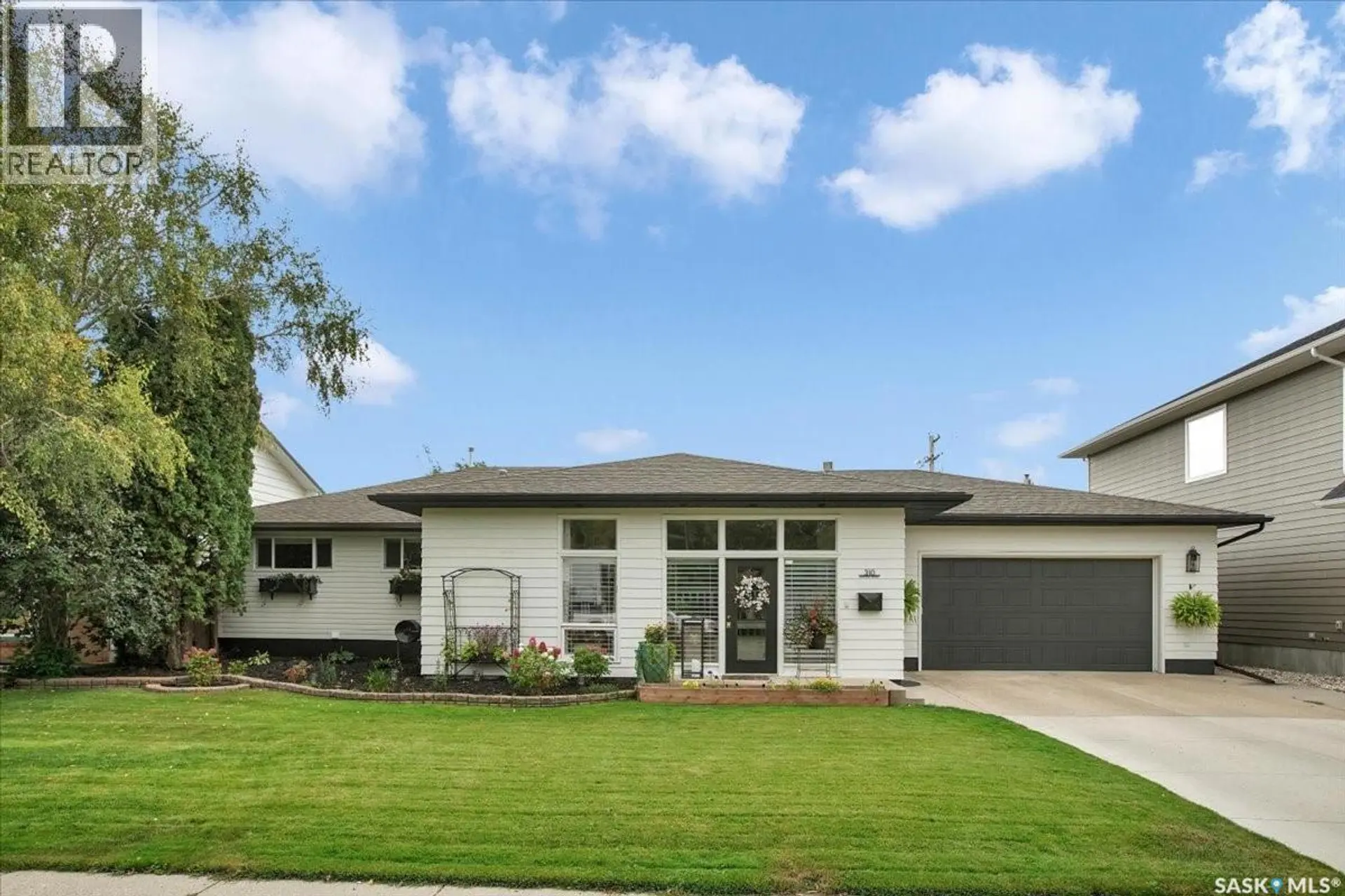 Property at 310 Willow STREET E, Saskatoon, SK