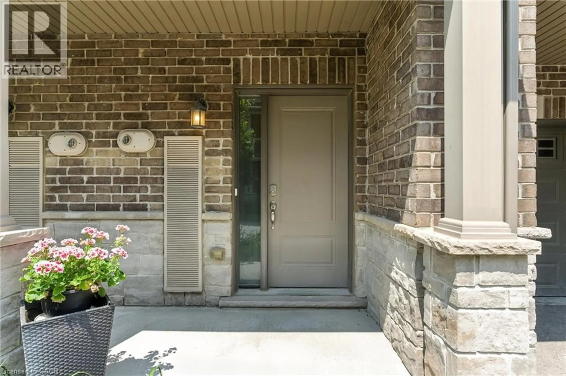 #37 377 GLANCASTER Road - Image 2