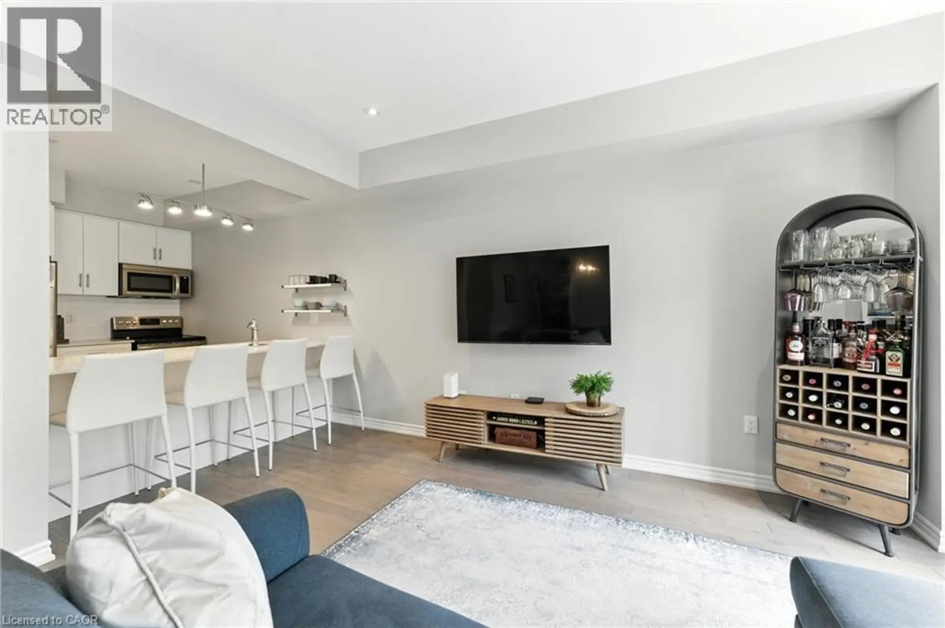#37 377 GLANCASTER Road - Image 5