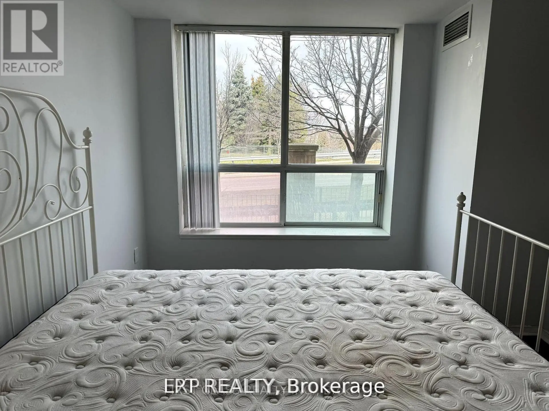 #301 51 BAFFIN CRESCENT - Image 9