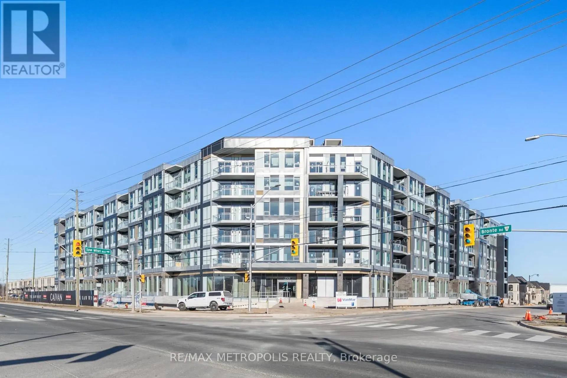 #103 2501 SAW WHET BOULEVARD - Image 3