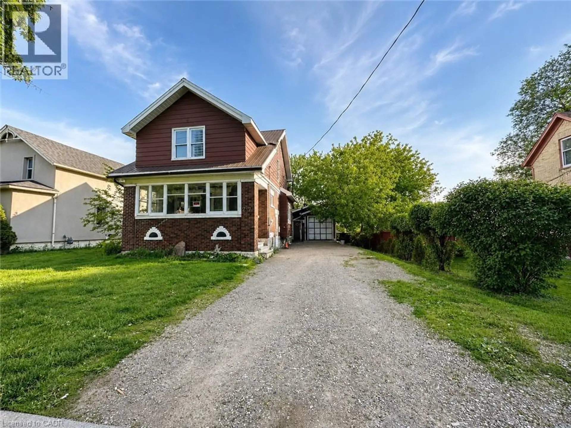 27 OAK Street - Image 5