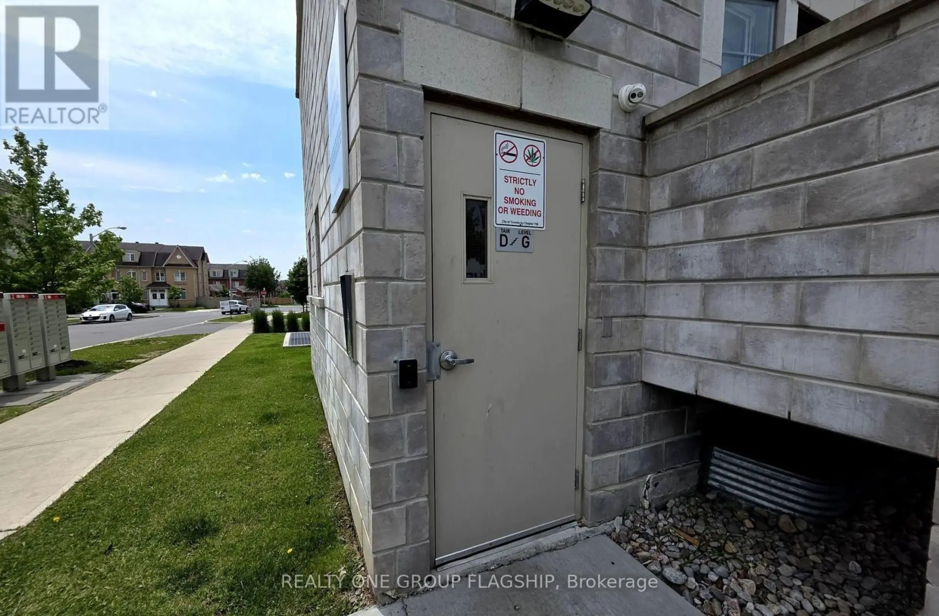 #234 2355 SHEPPARD AVENUE W - Image 16
