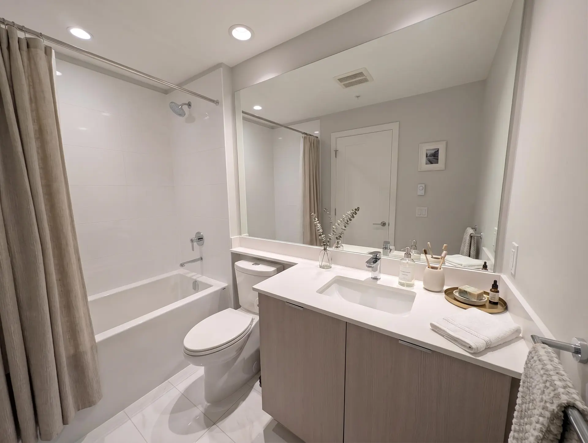 #308 615 Cottonwood Avenue - Image 2