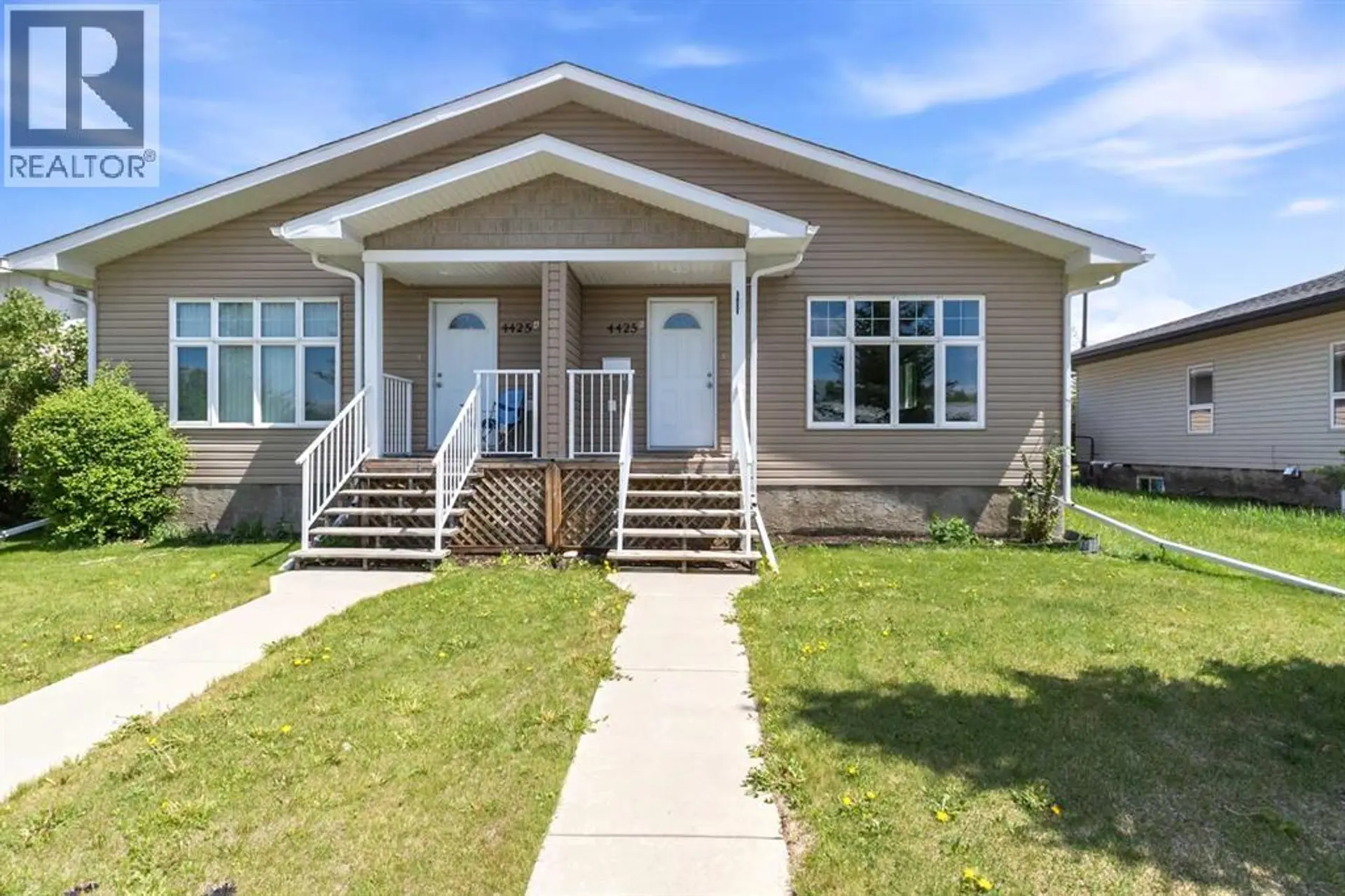 Property at 4425 55 Avenue, Olds, AB