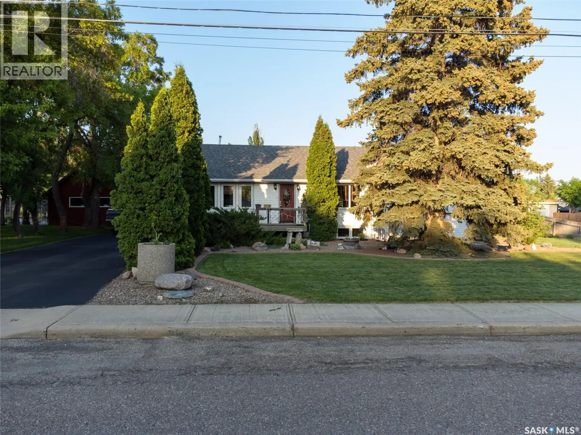 Property at 1062 112th STREET, North Battleford, SK