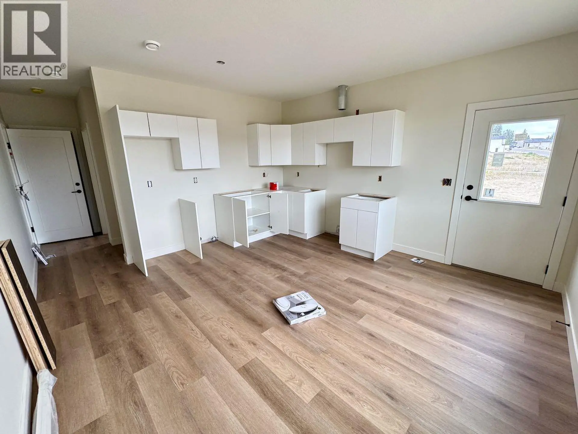 1660 Camas Court - Image 17