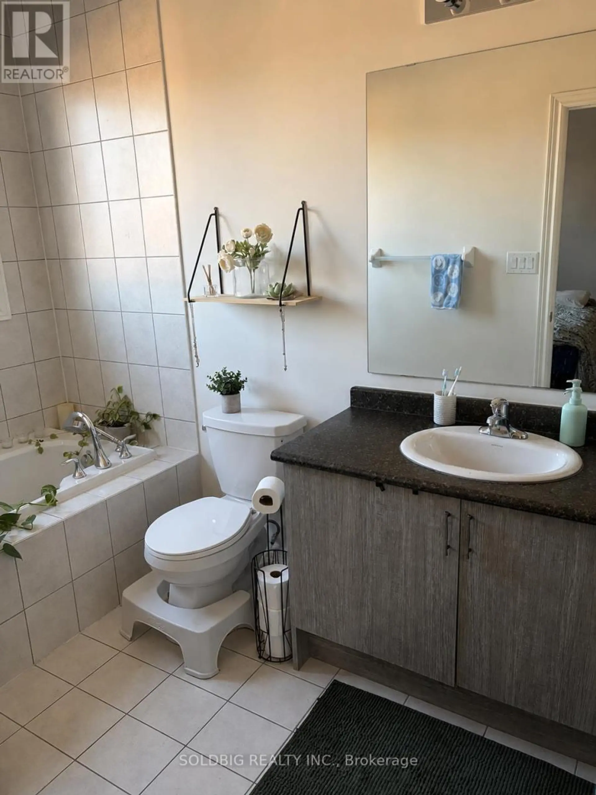 377 SKINNER ROAD - Image 5