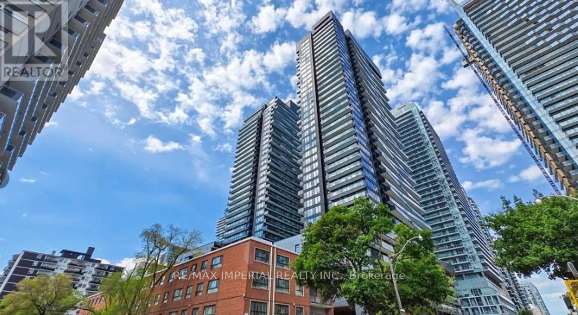 Property at #1611 117 BROADWAY AVENUE, Toronto, ON