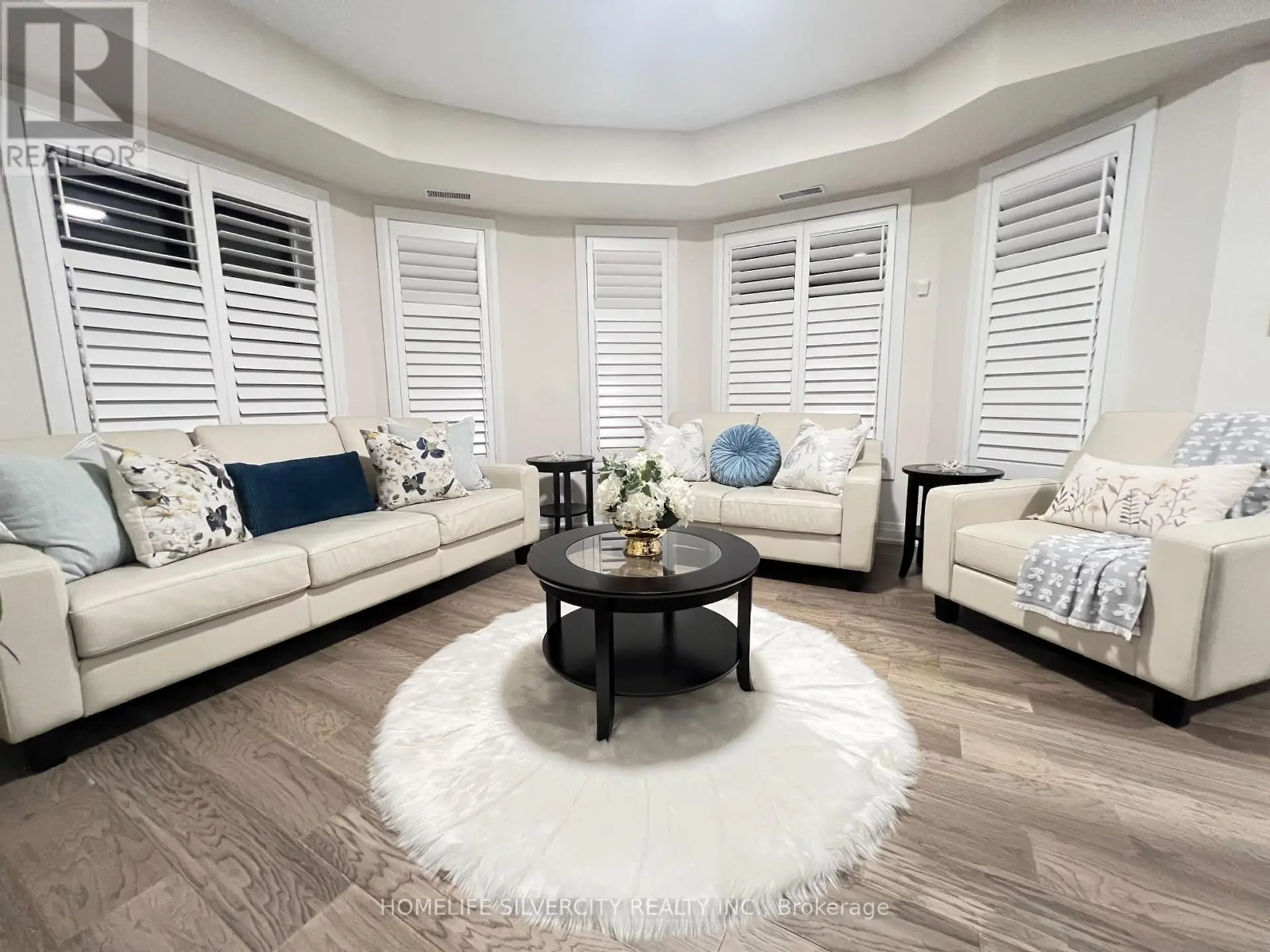 #1 35 SOMERS AVENUE - Image 2