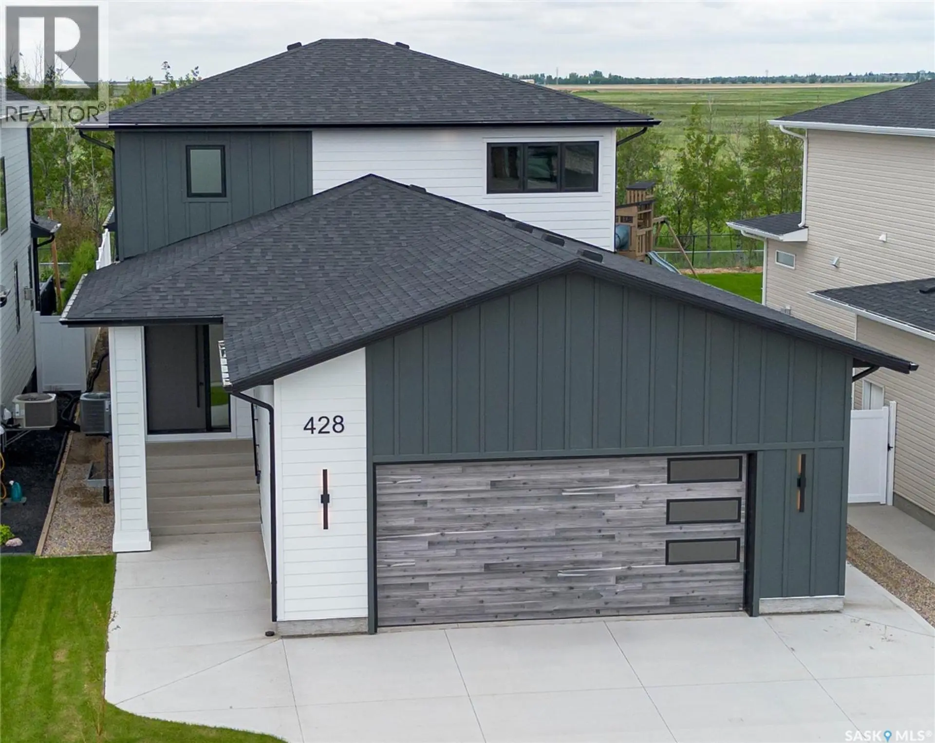 Property at 428 Woolf BEND, Saskatoon, SK