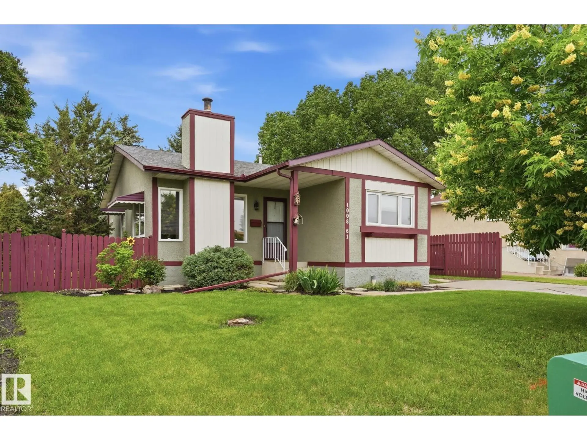 Property at 1008 61 ST NW, Edmonton, AB