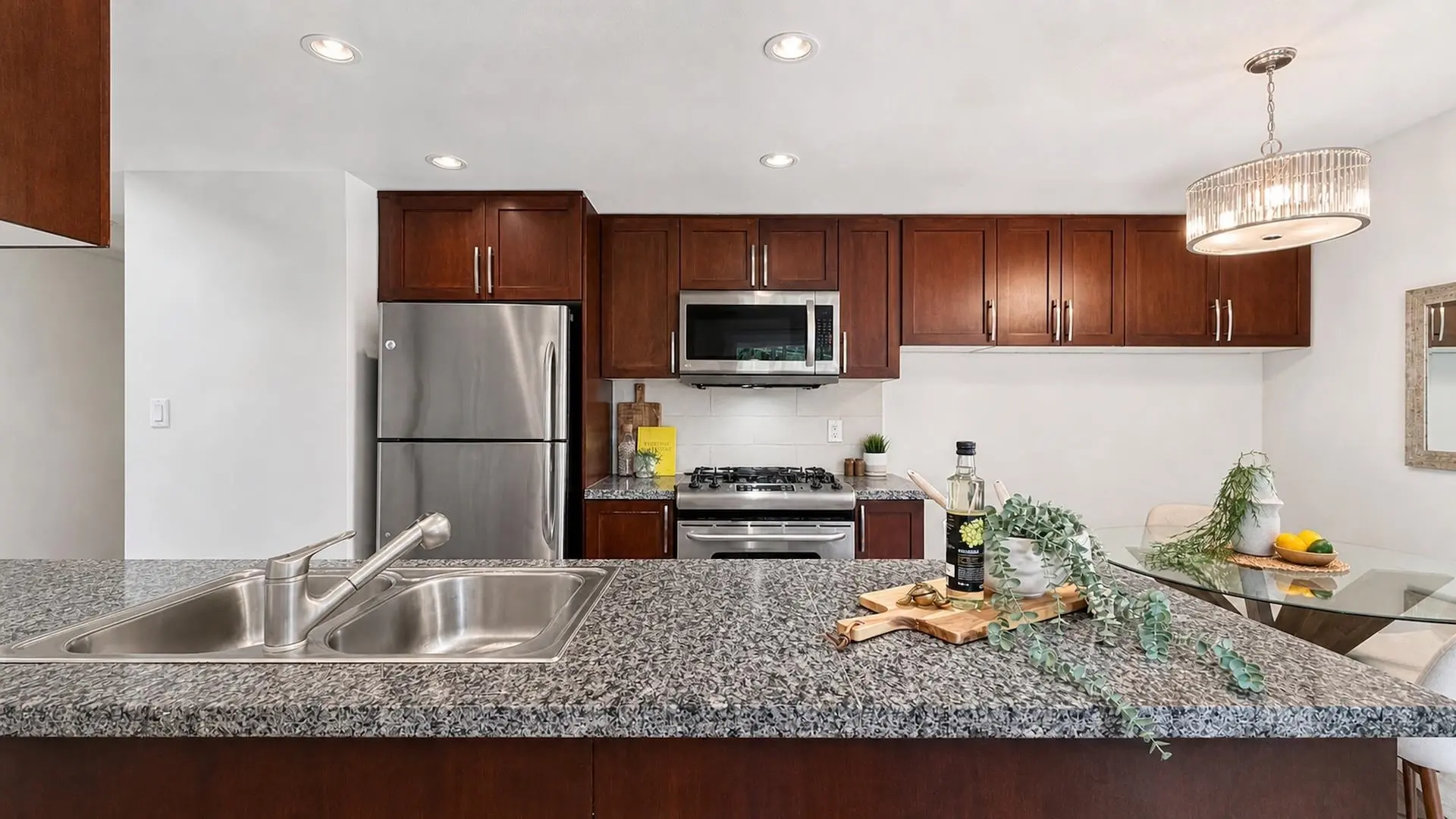 #403 3811 Hastings Street - Image 5
