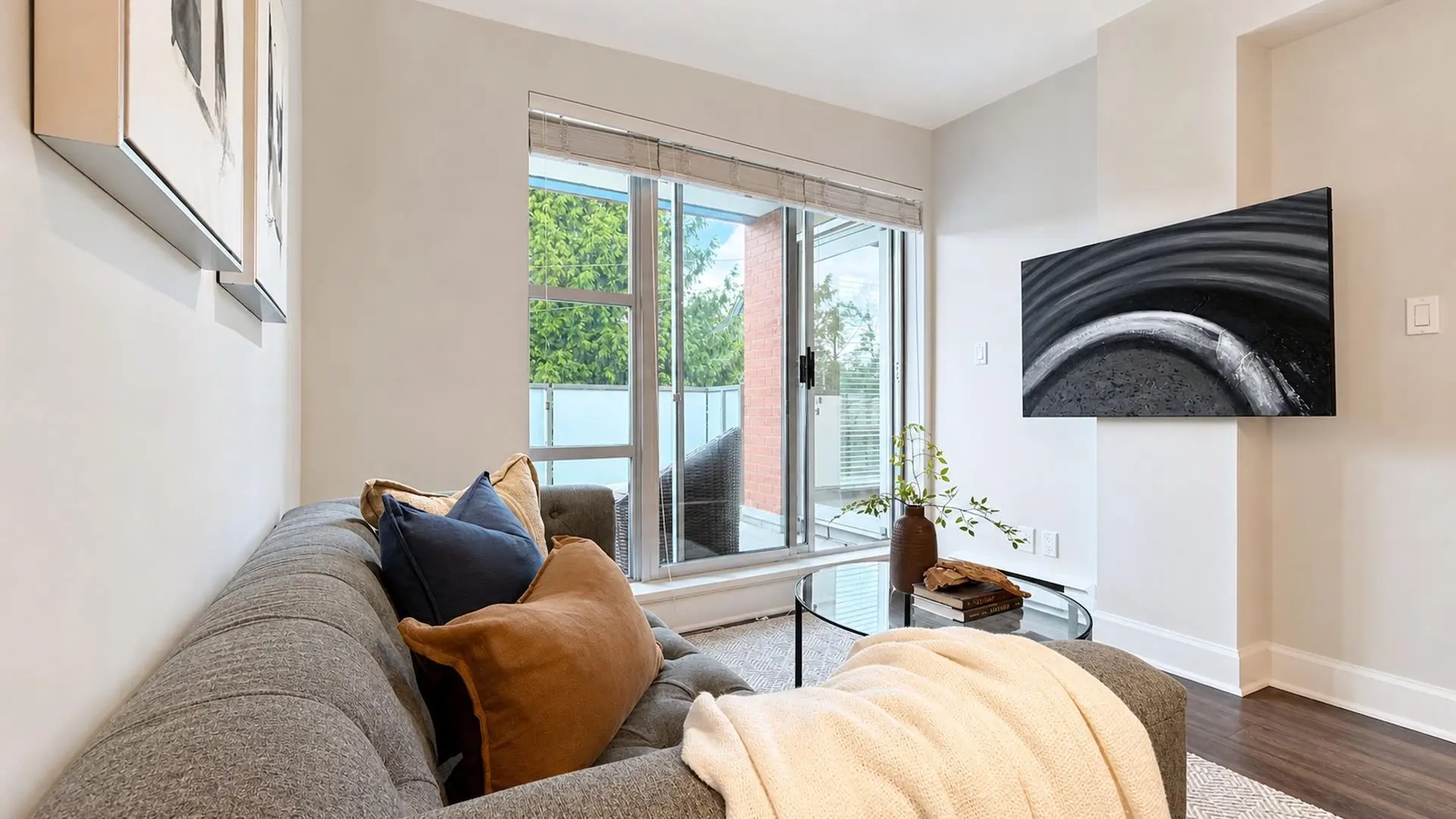 #403 3811 Hastings Street - Image 4