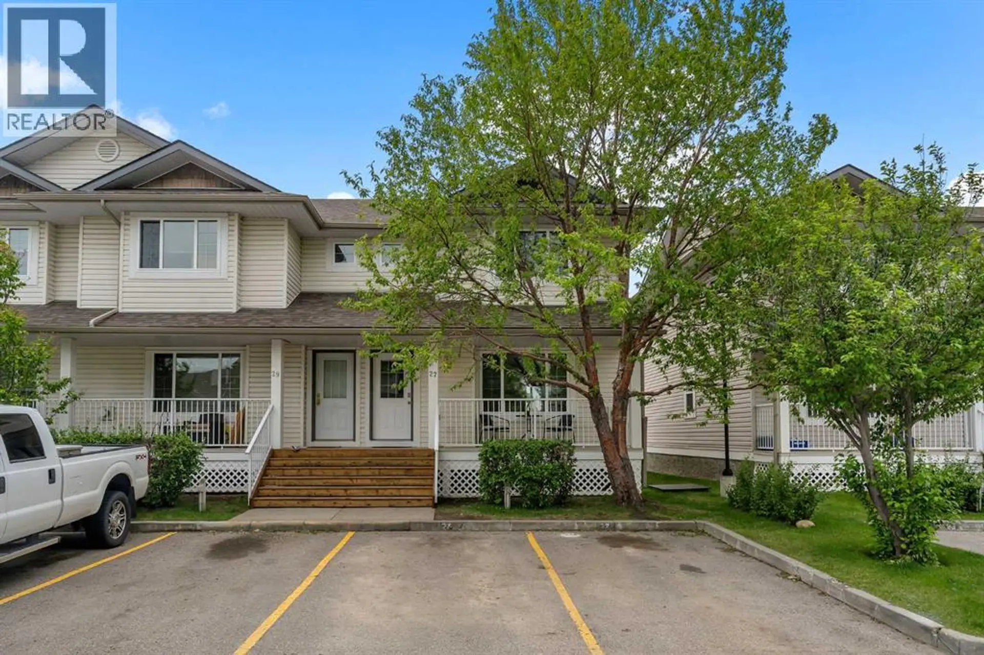 Property at #27 4 Stonegate Drive NW, Airdrie, AB