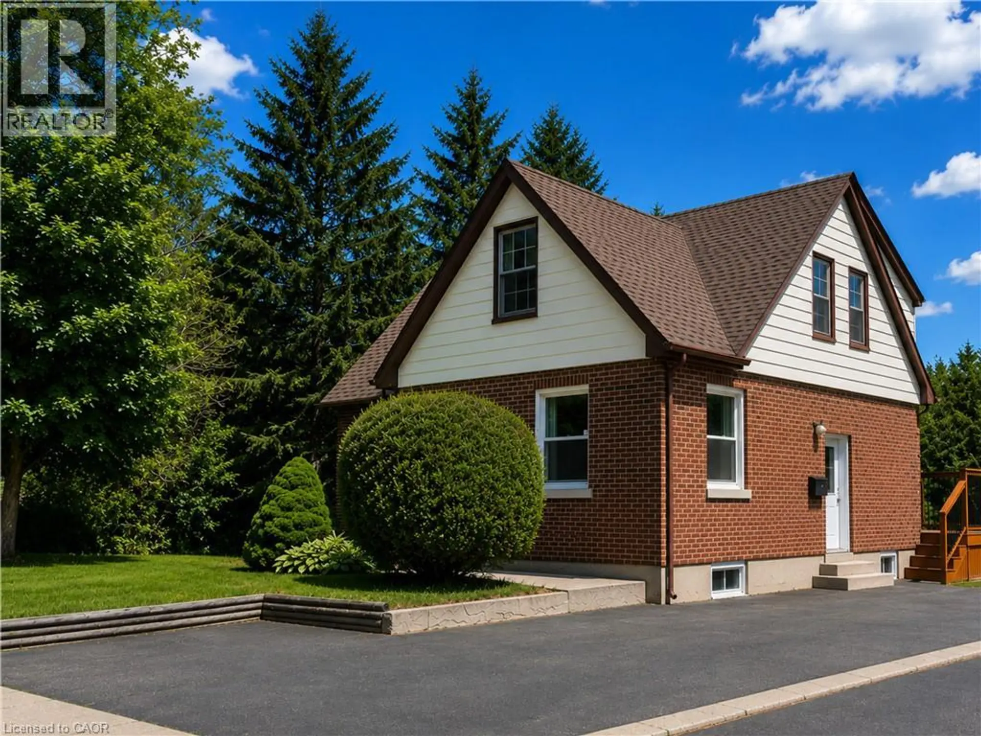 Property at 15 BARRETT Avenue, Cambridge, ON