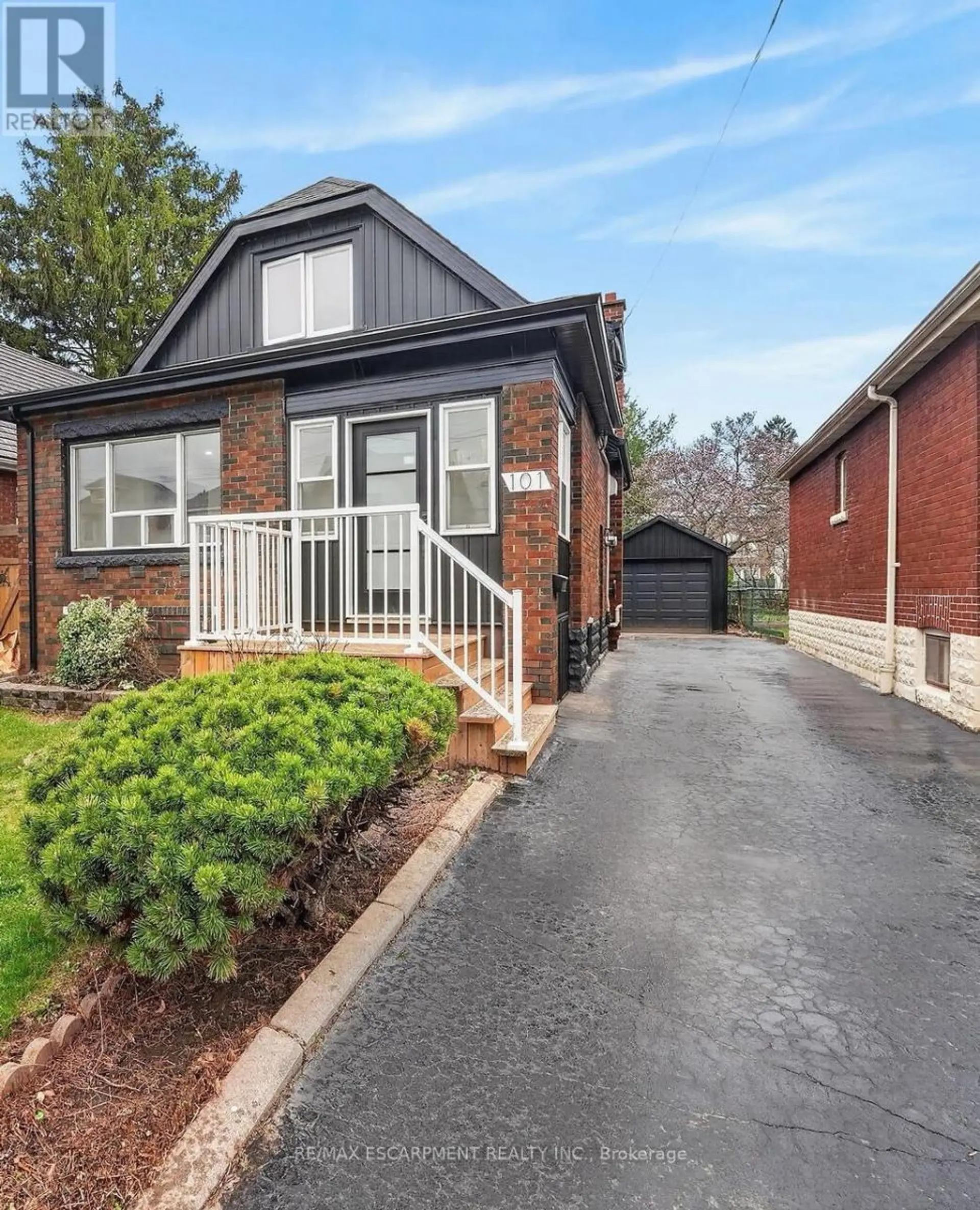 Property at 101 HOUGHTON AVENUE S, Hamilton, ON