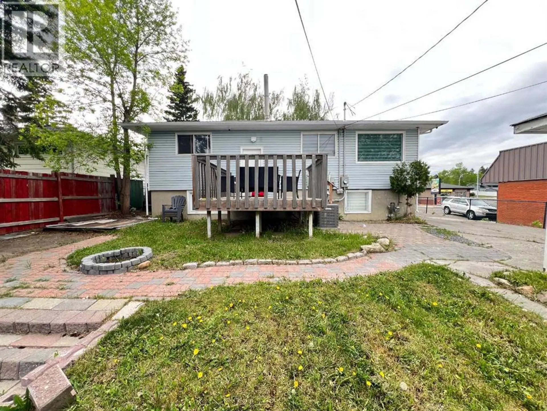 560 Northmount Drive NW - Image 18